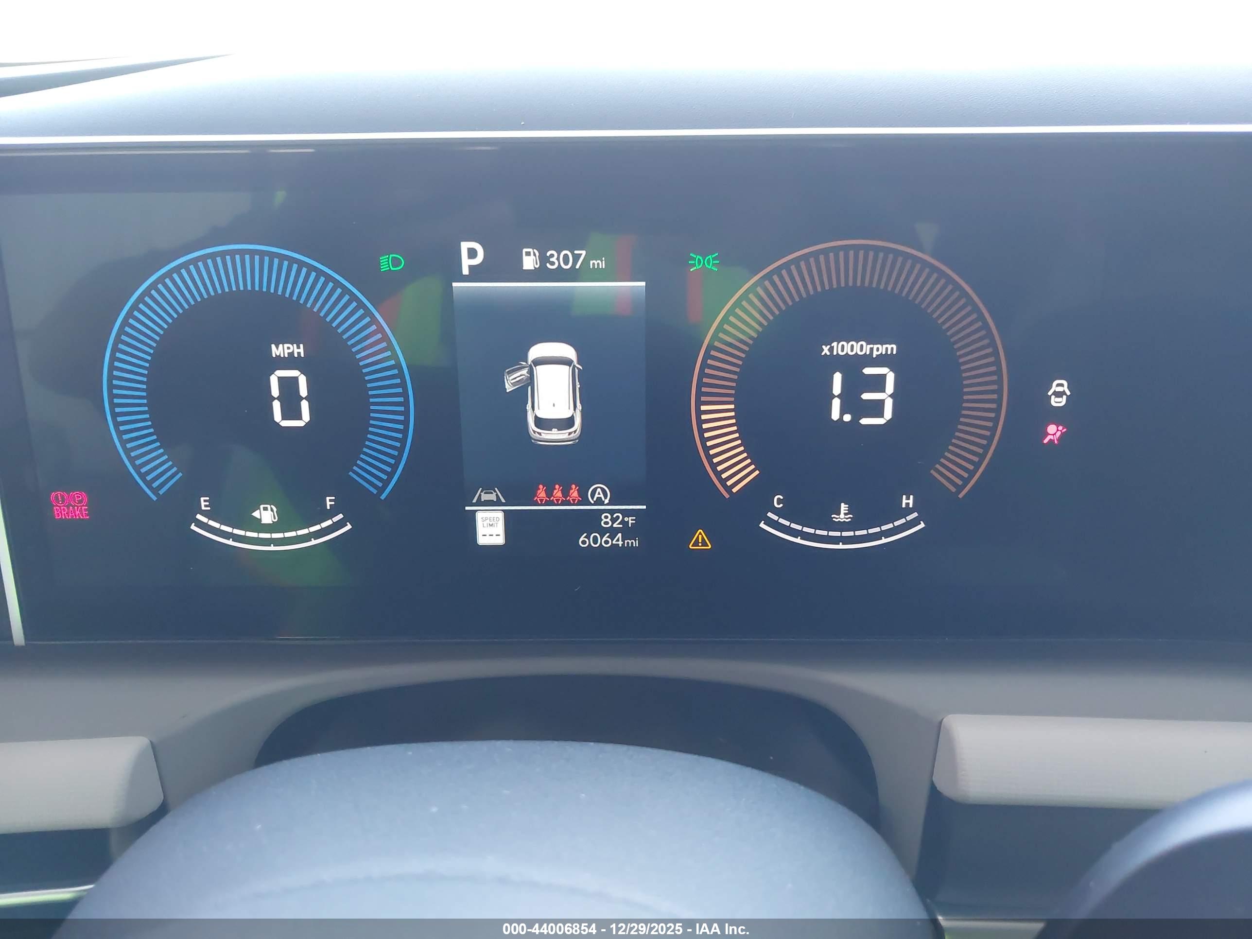 HYUNDAI TUCSON image 7