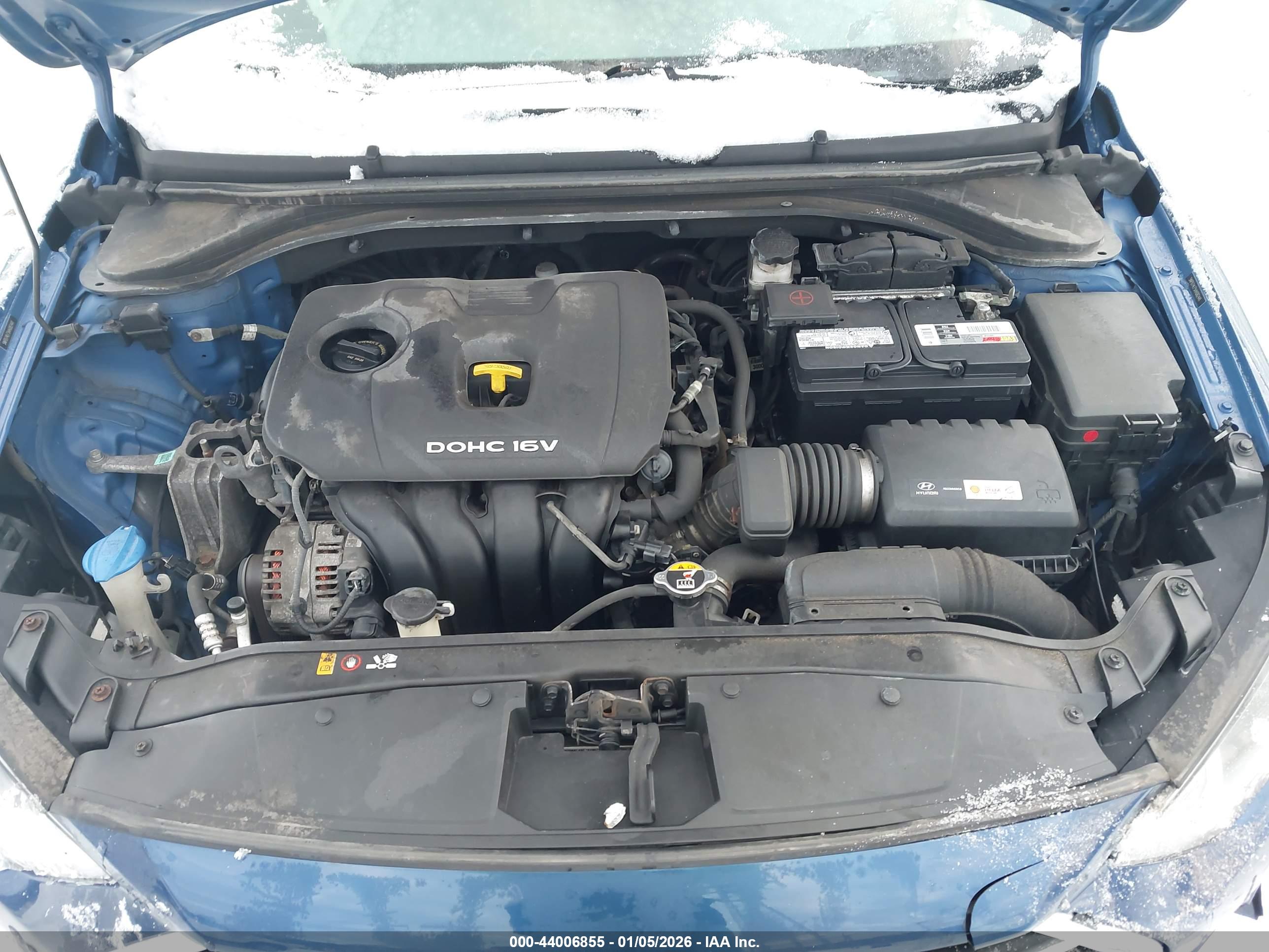 HYUNDAI ELANTRA image 10