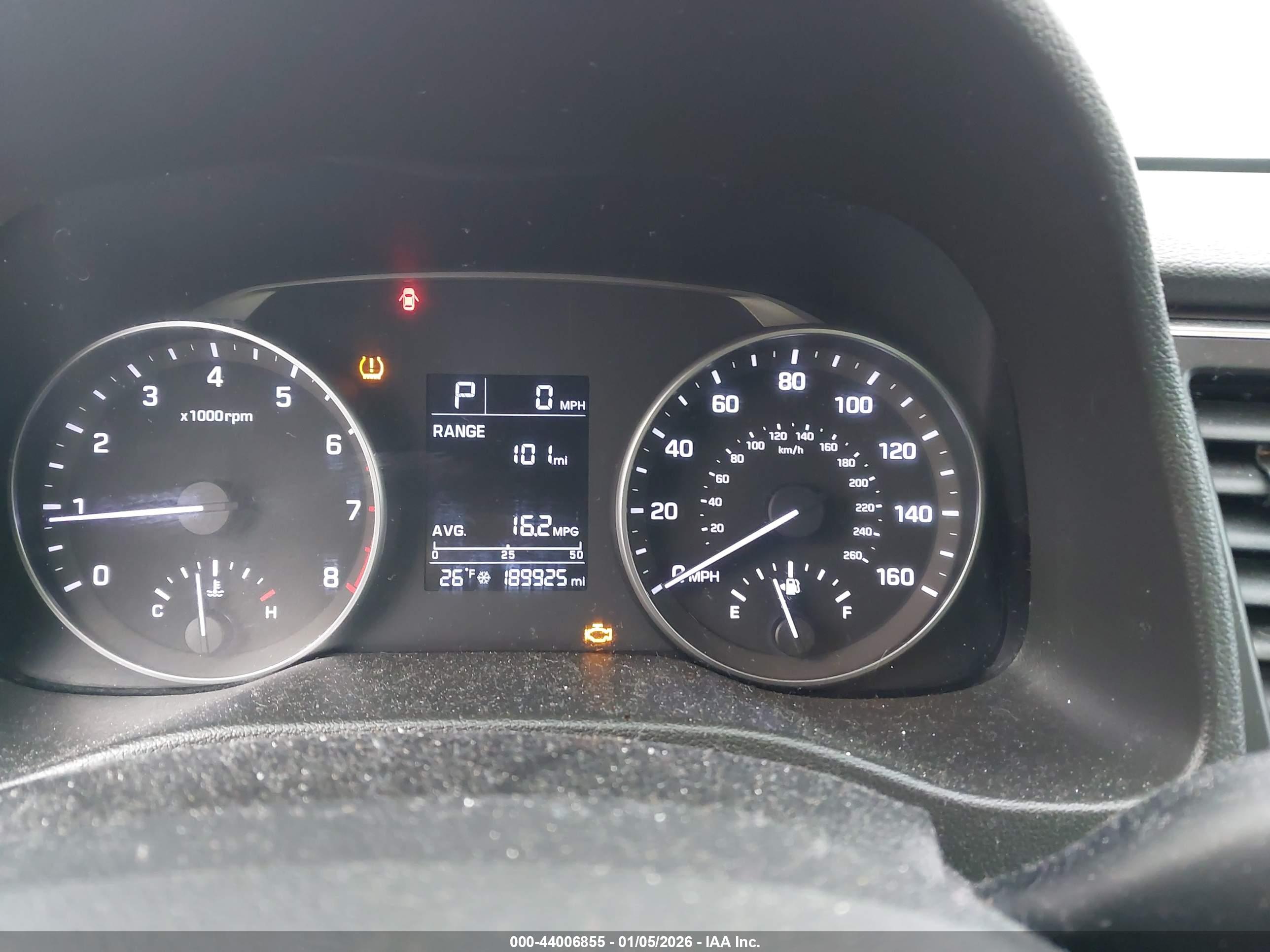 HYUNDAI ELANTRA image 7