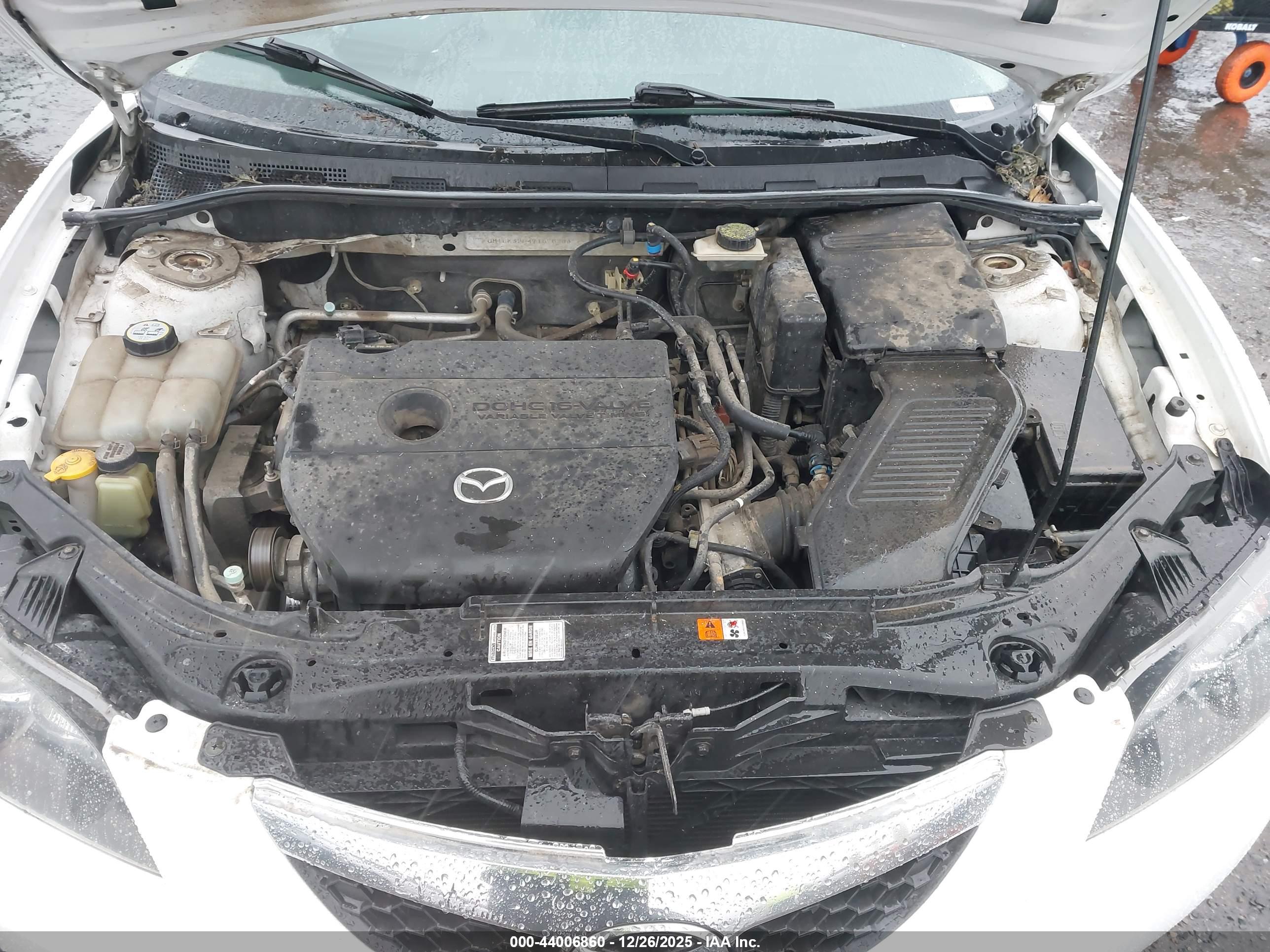 MAZDA MAZDA3 image 10