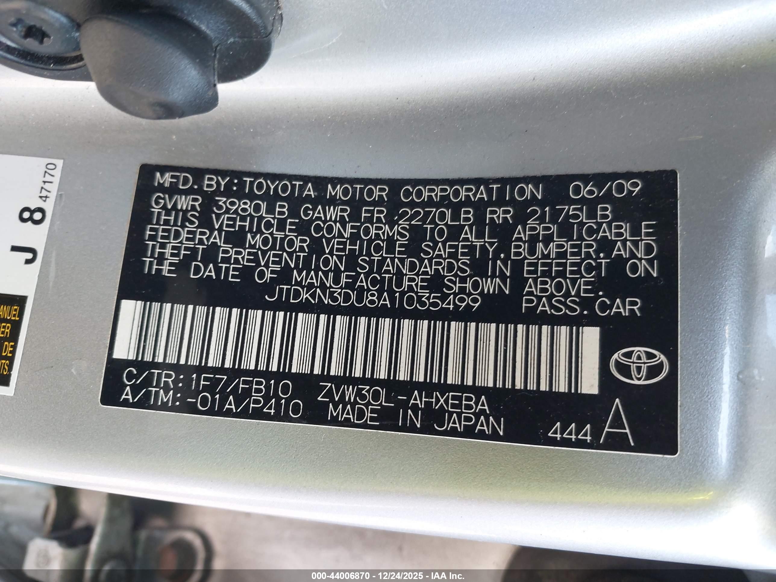 TOYOTA PRIUS image 9