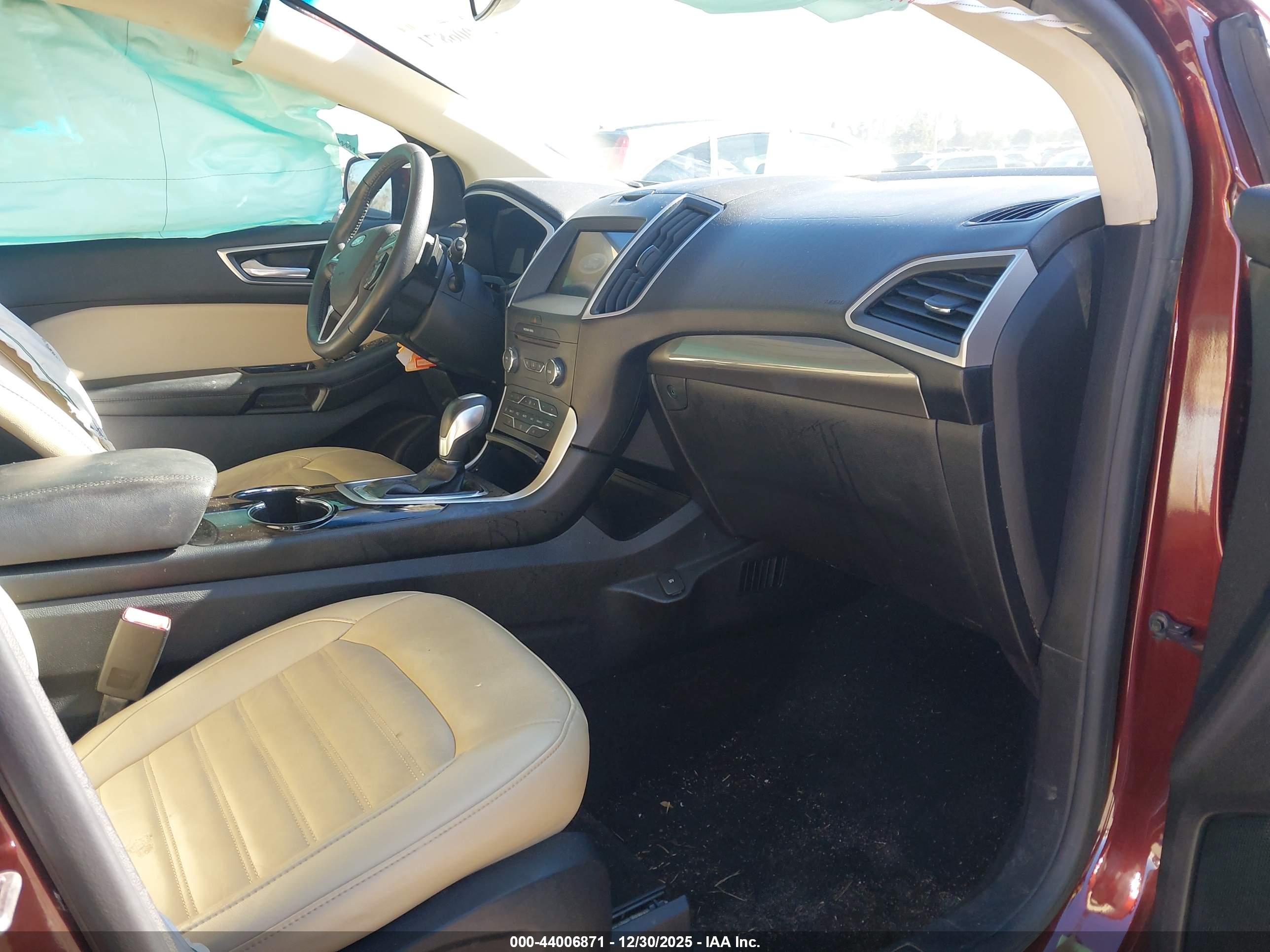 FORD EDGE image 5