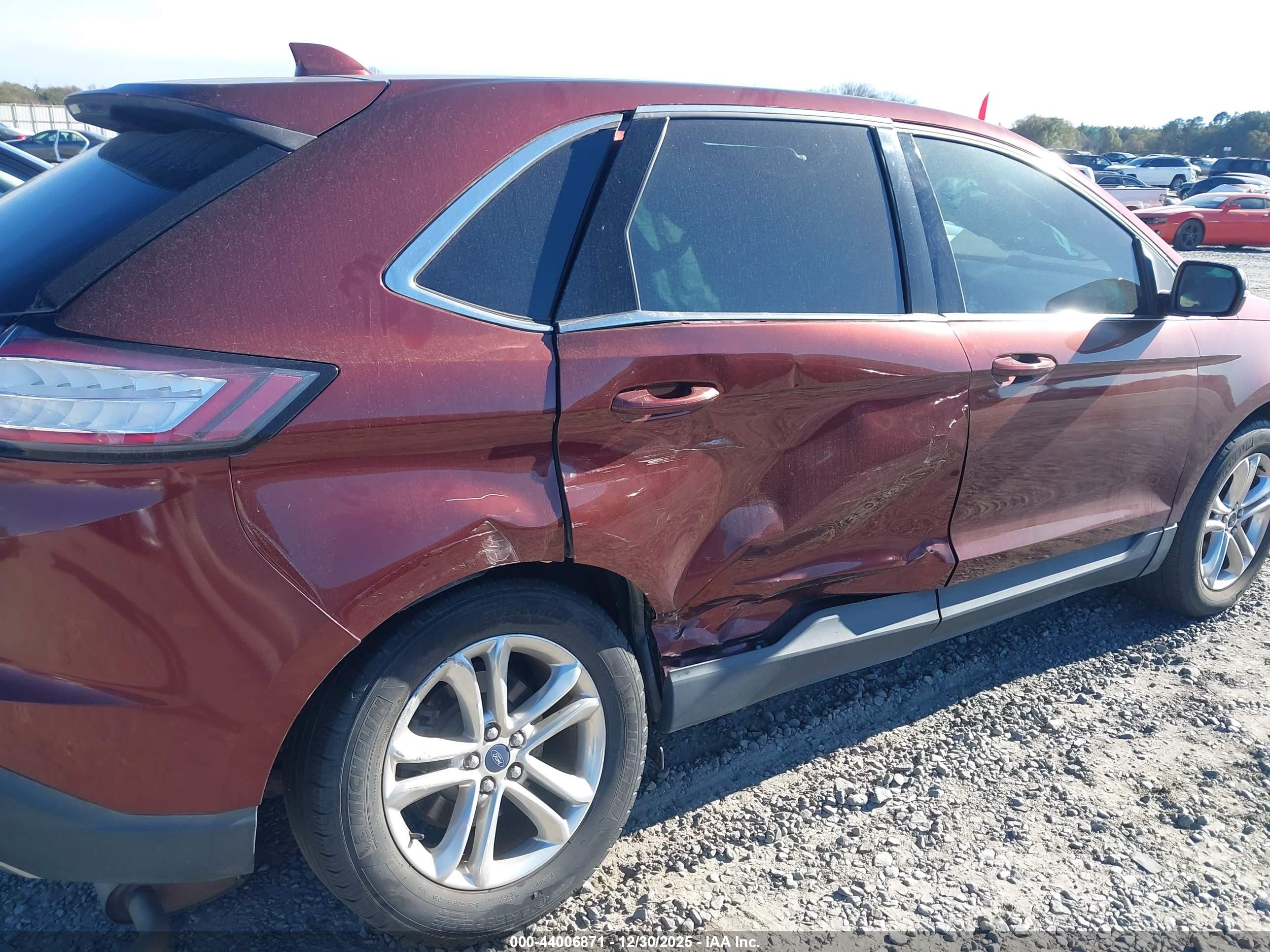 FORD EDGE image 6
