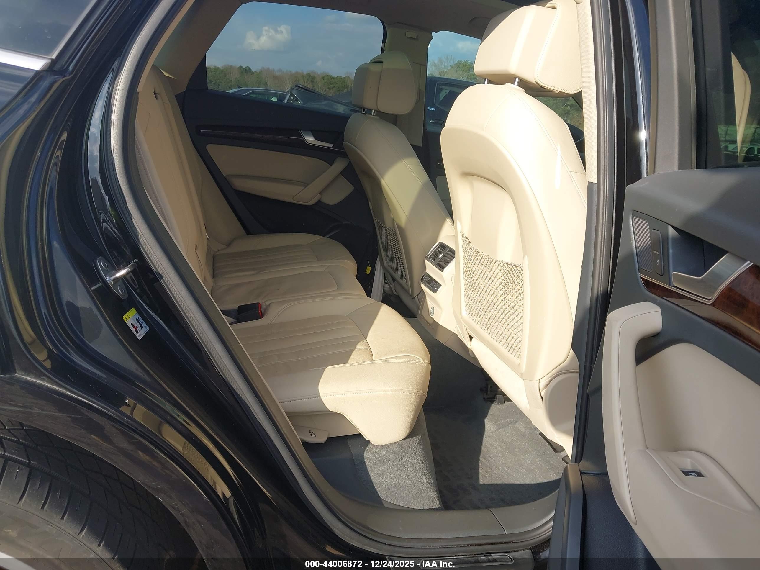 AUDI Q5 image 8