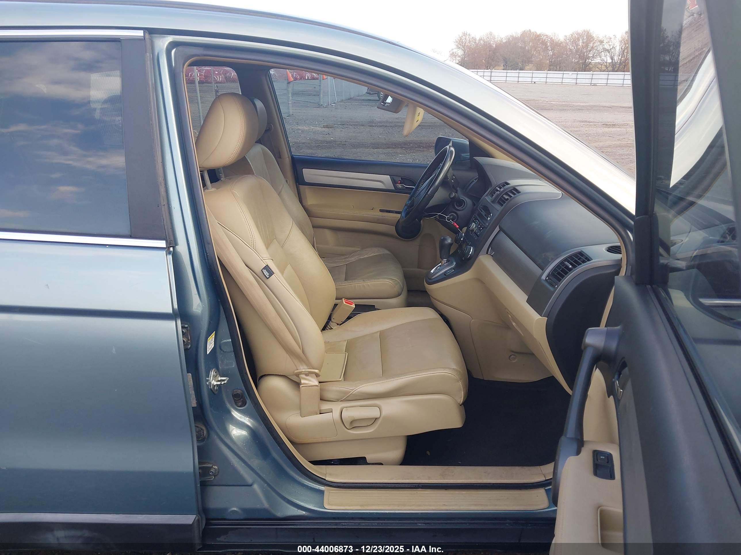 HONDA CR-V image 5