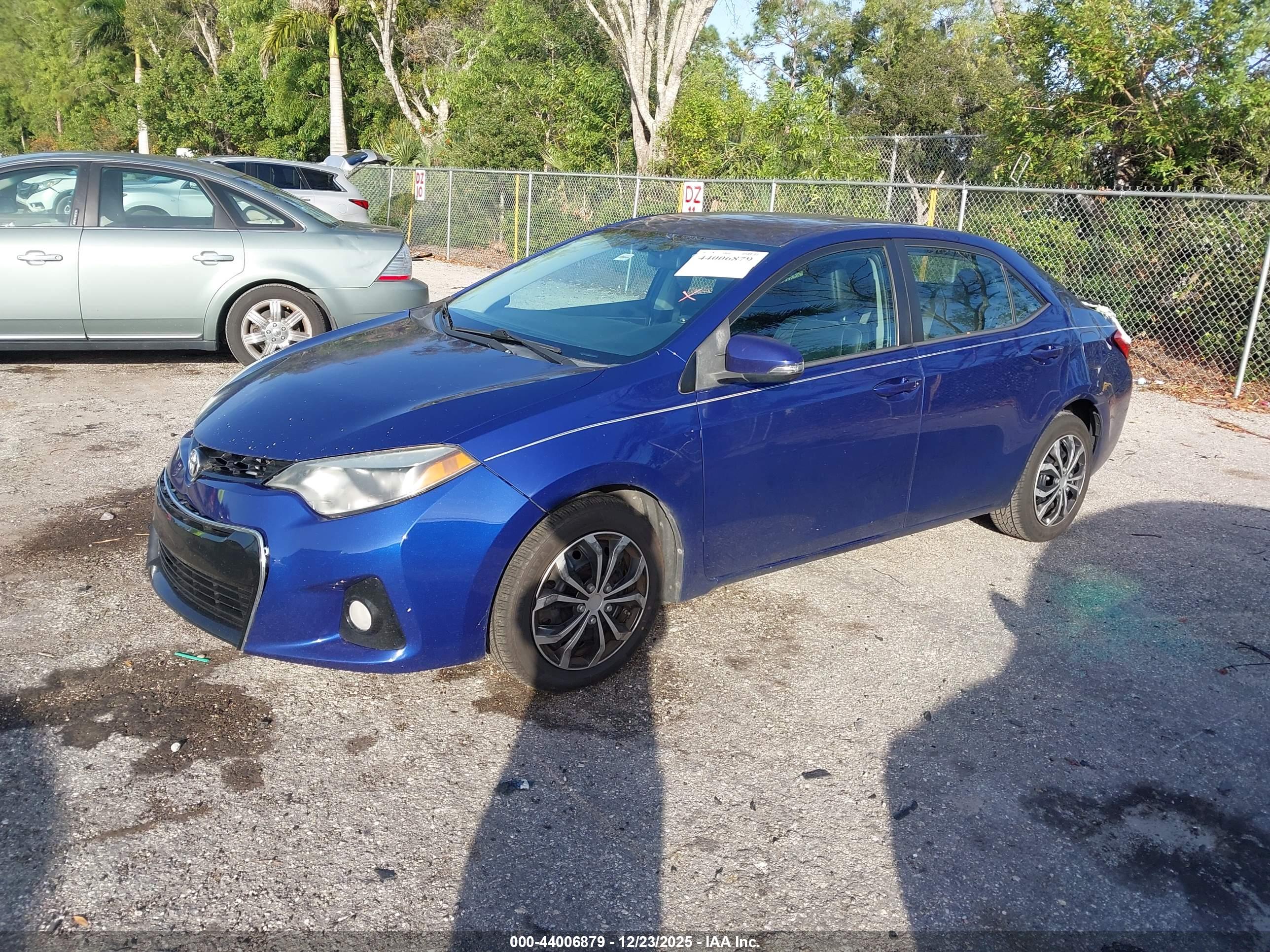 TOYOTA COROLLA image 2