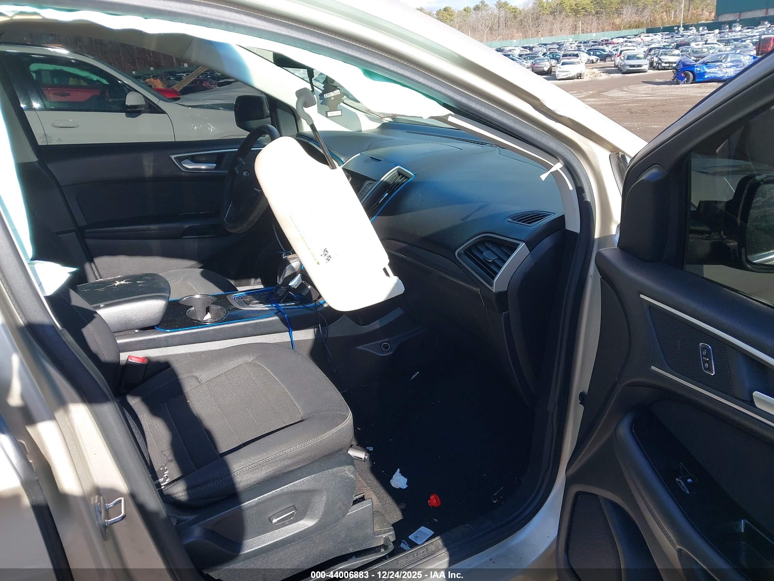 FORD EDGE image 5
