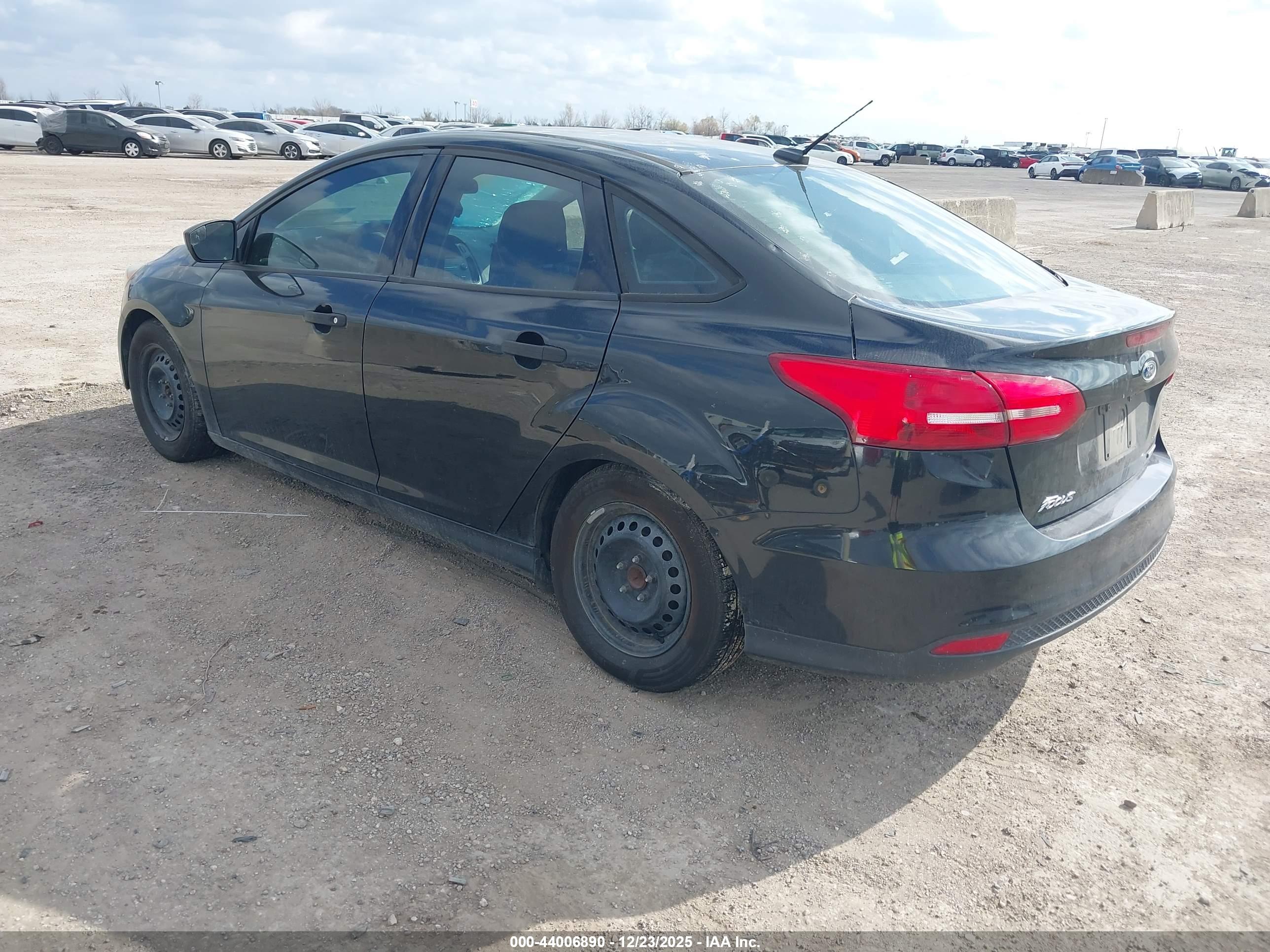 FORD FOCUS image 3
