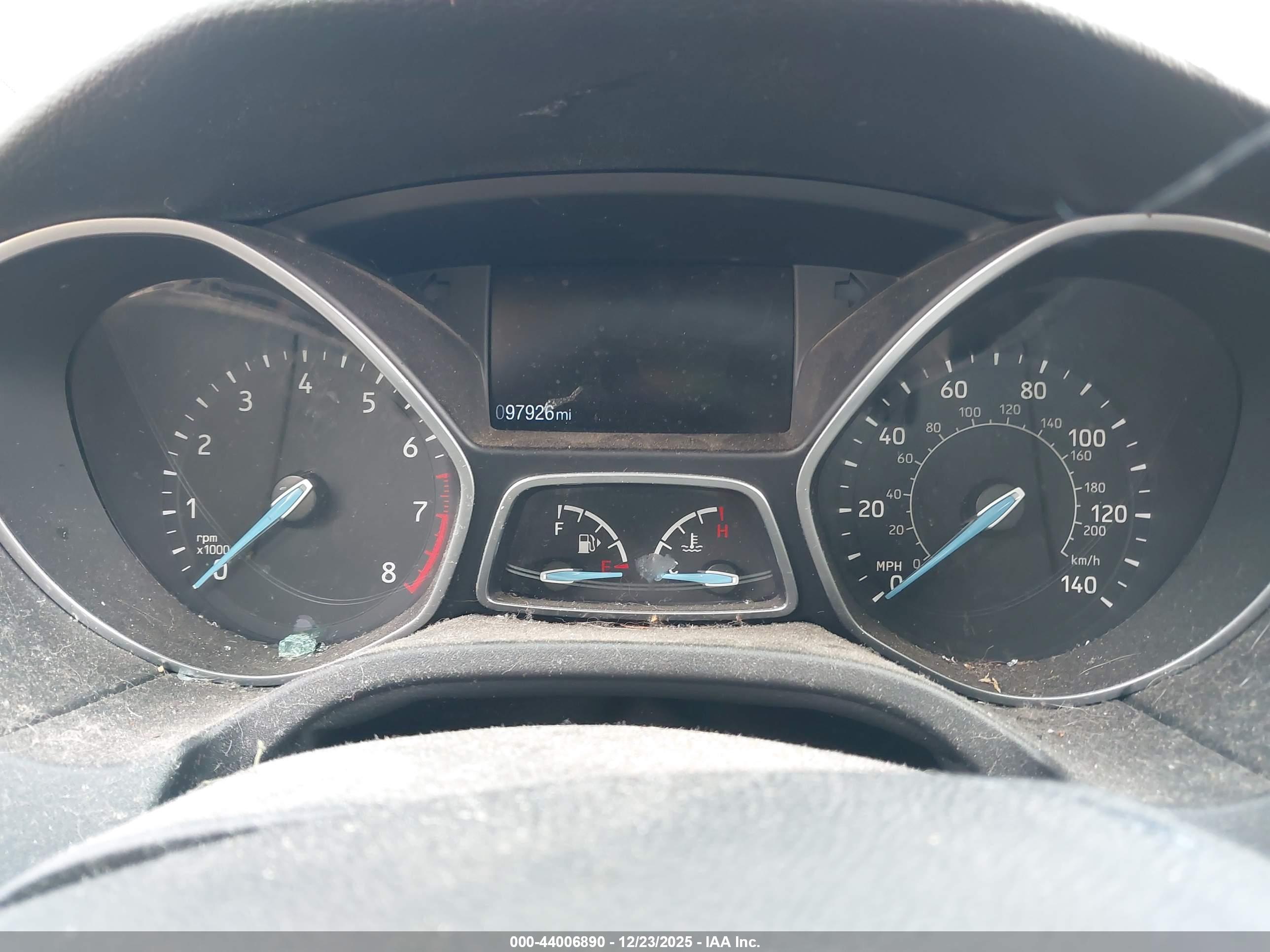 FORD FOCUS image 7