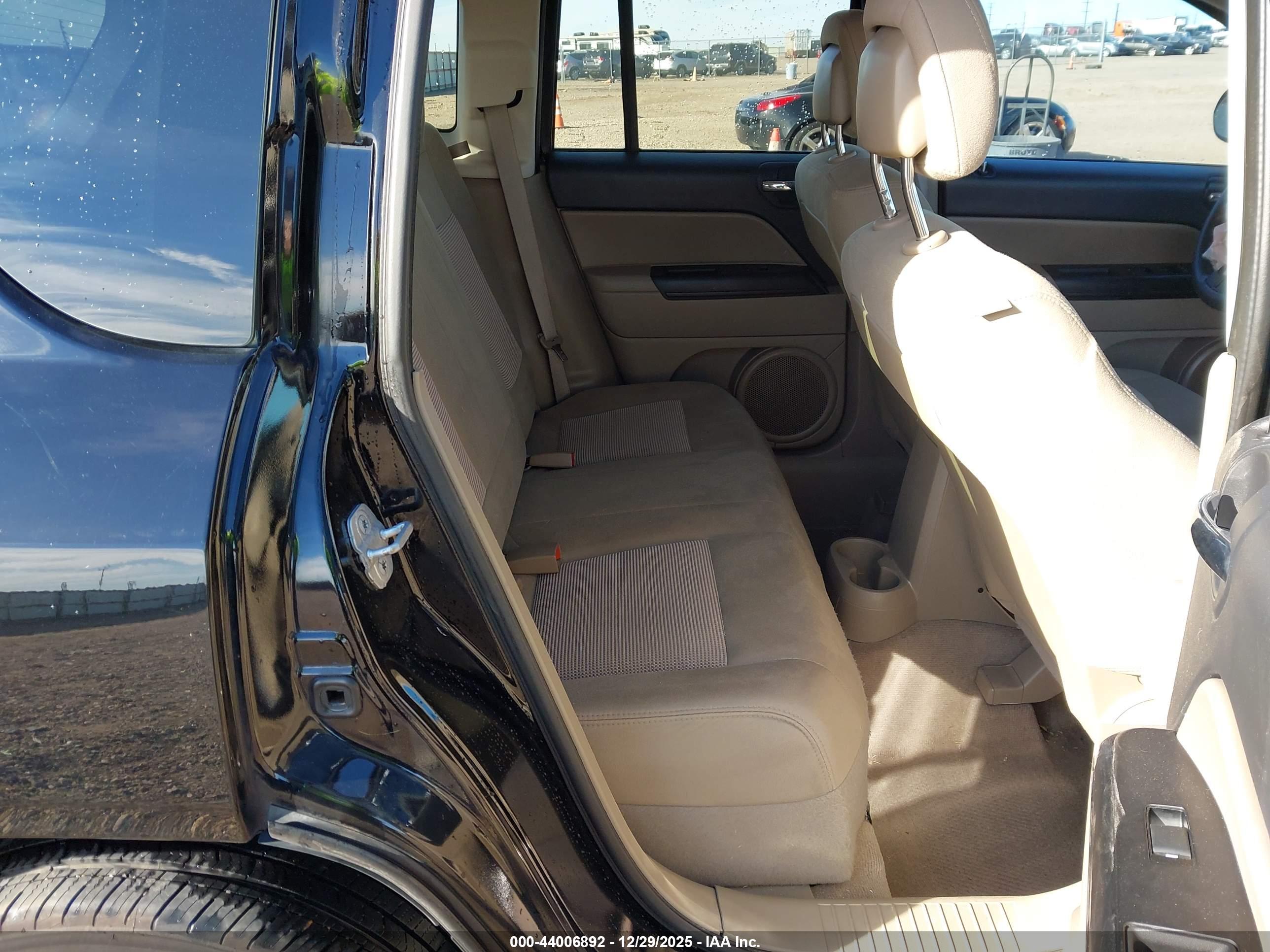 JEEP COMPASS image 8