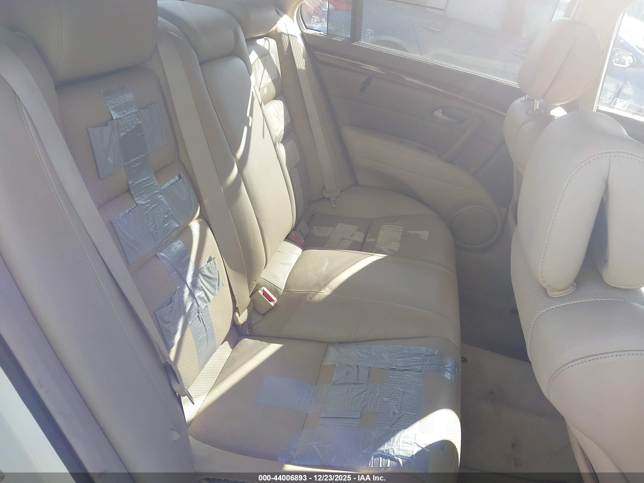 ACURA RL image 8