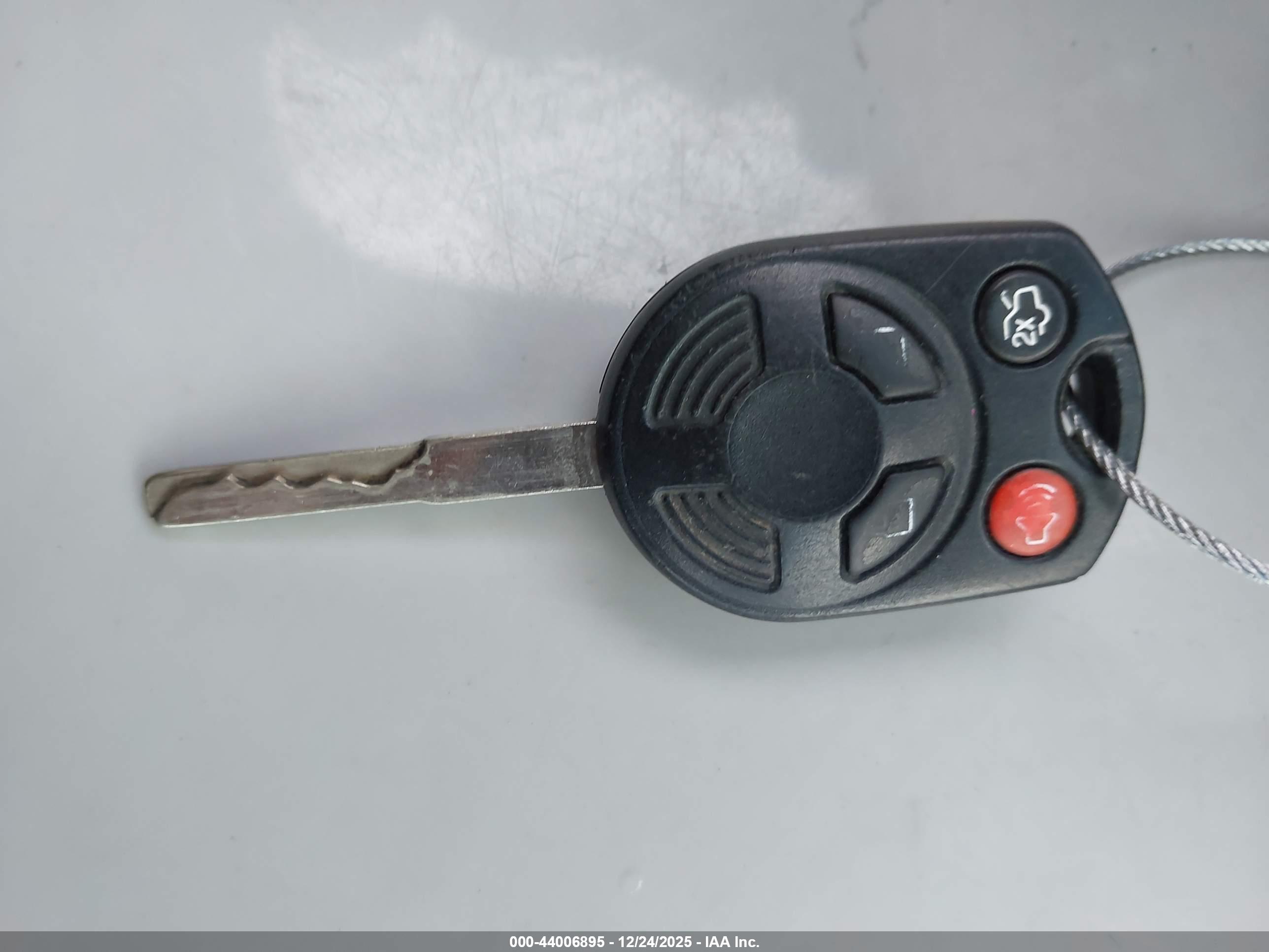 FORD FOCUS image 11