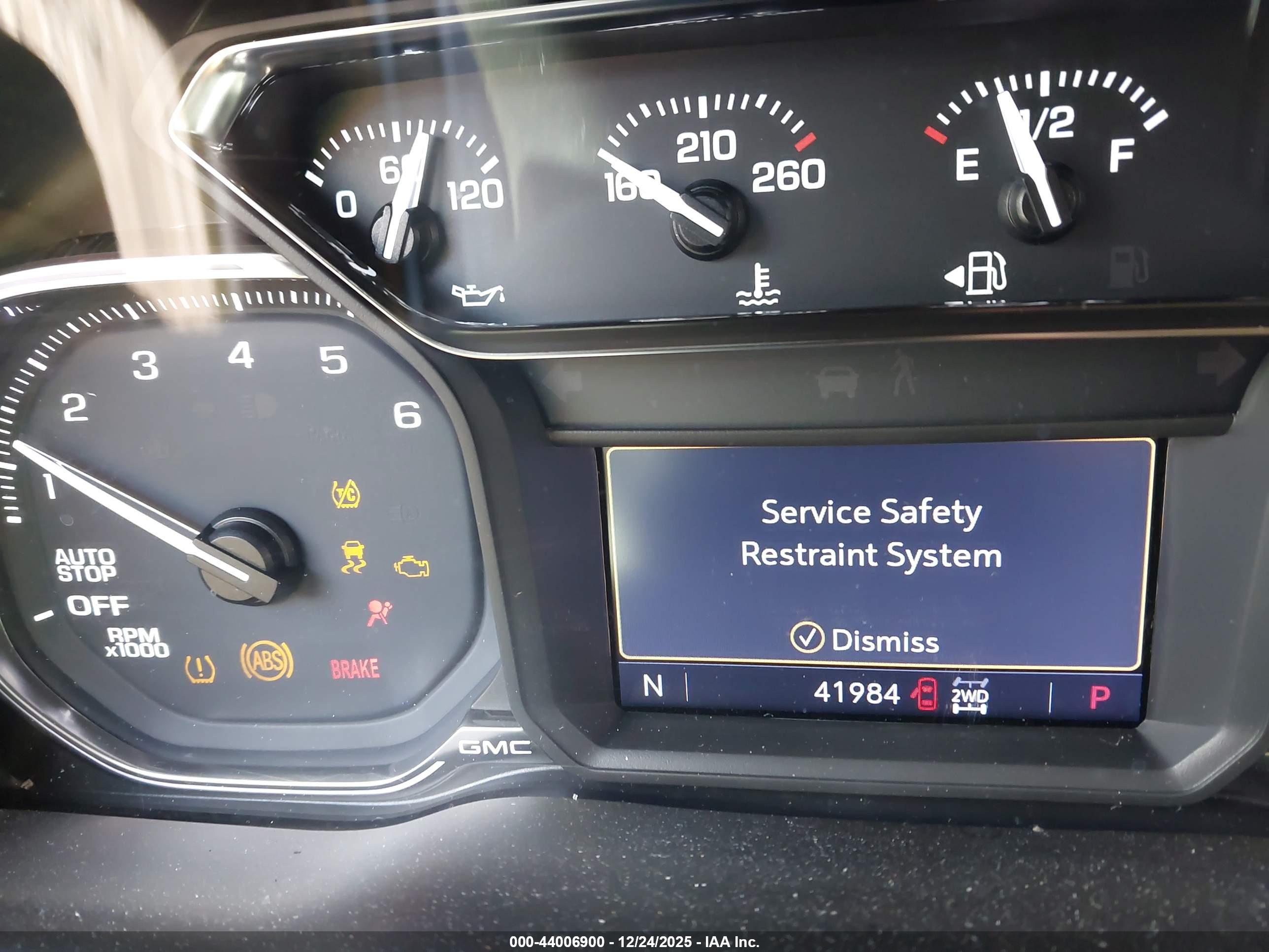 GMC SIERRA image 7