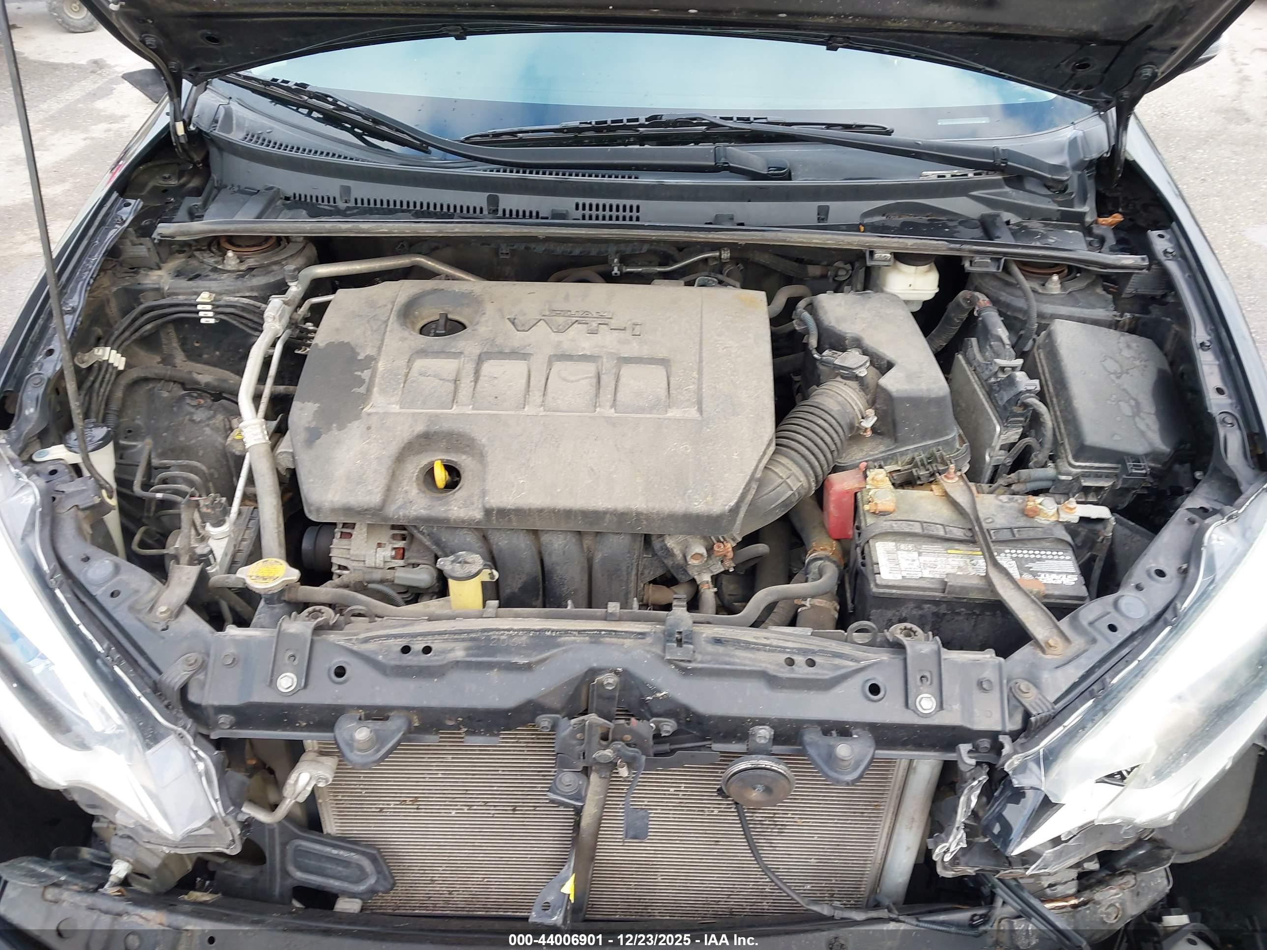 TOYOTA COROLLA image 10