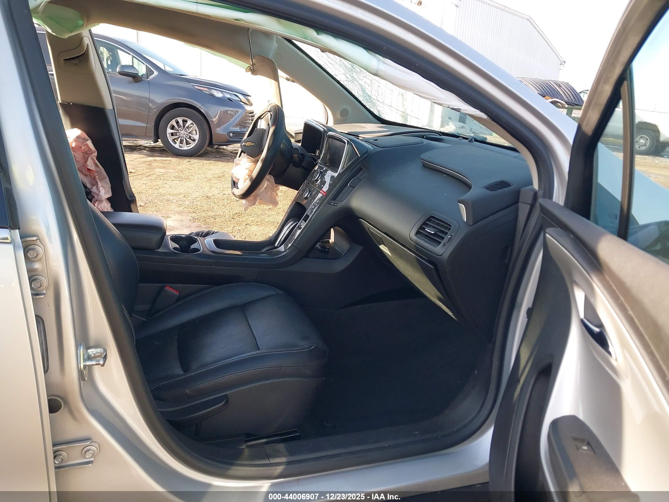 CHEVROLET VOLT image 5