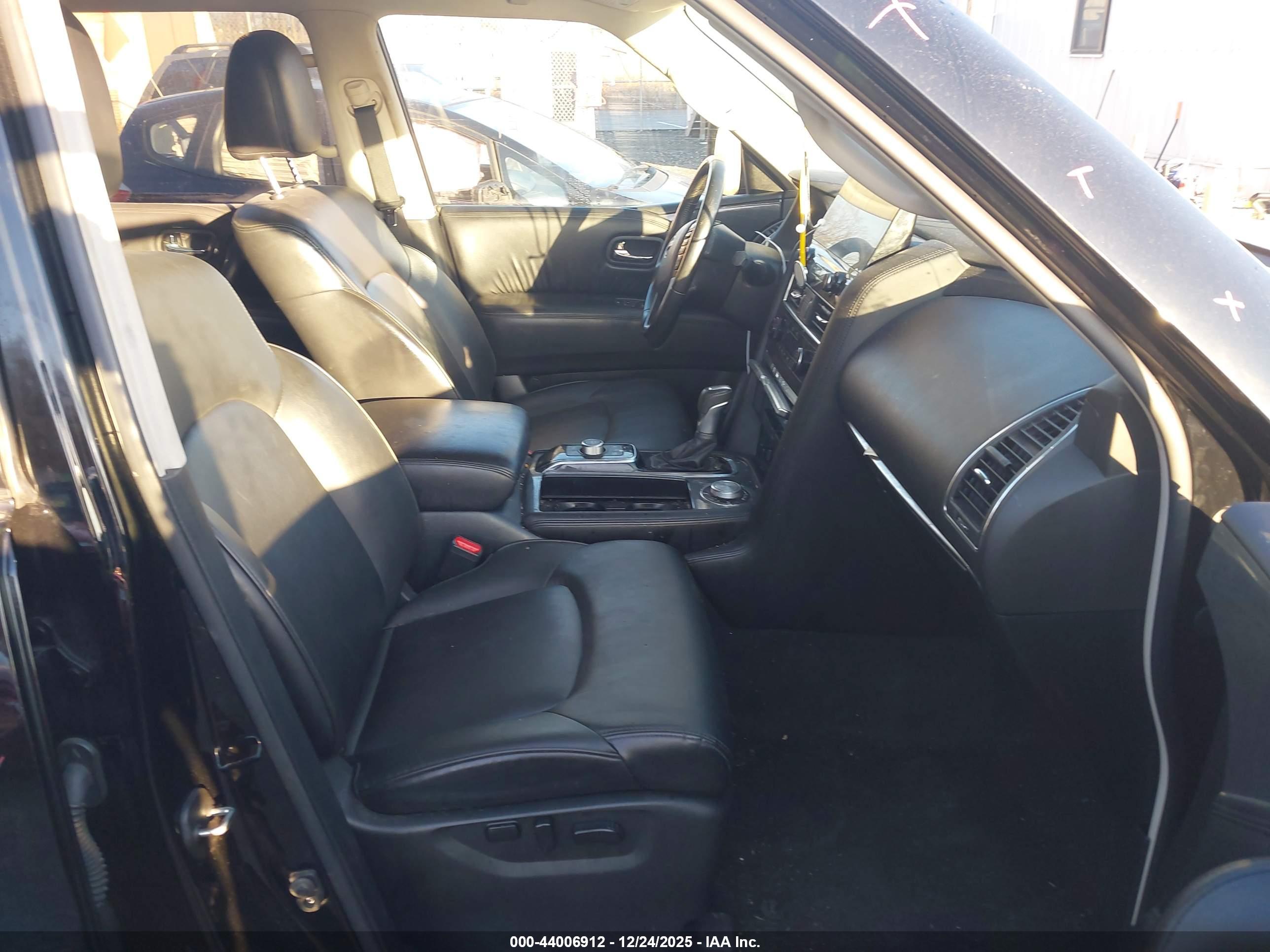 NISSAN ARMADA image 5