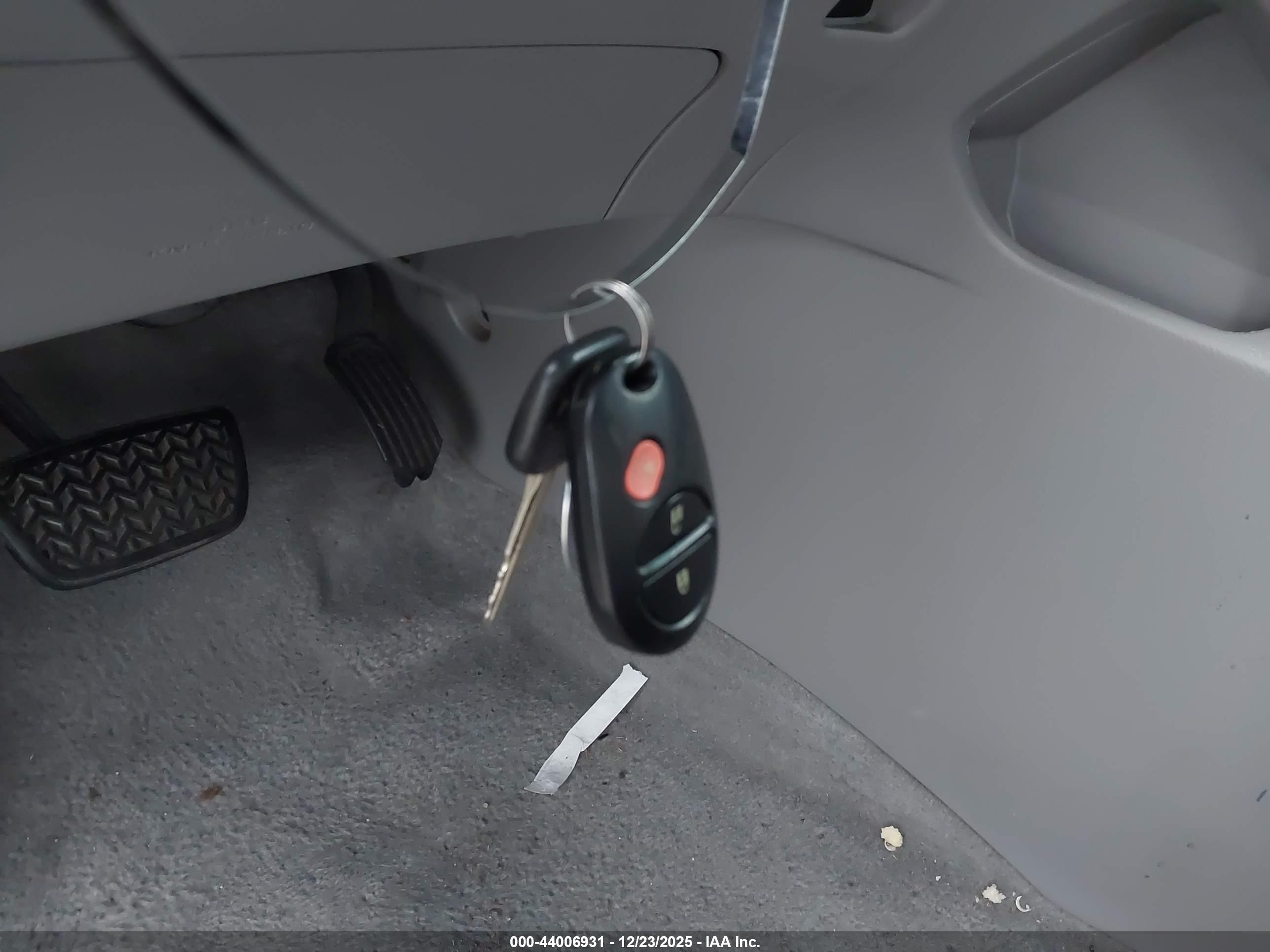 TOYOTA HIGHLANDER image 11