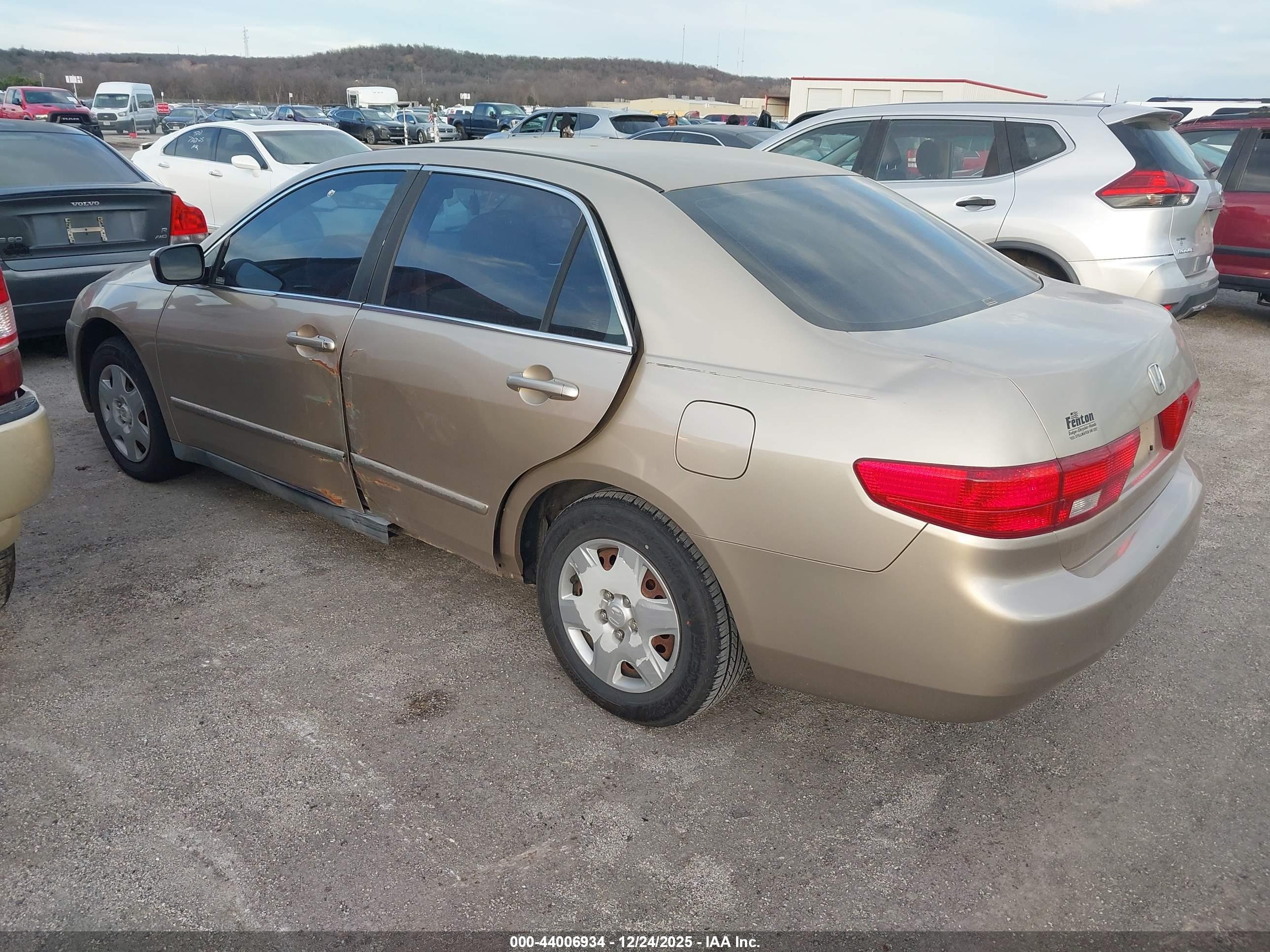 HONDA ACCORD image 3