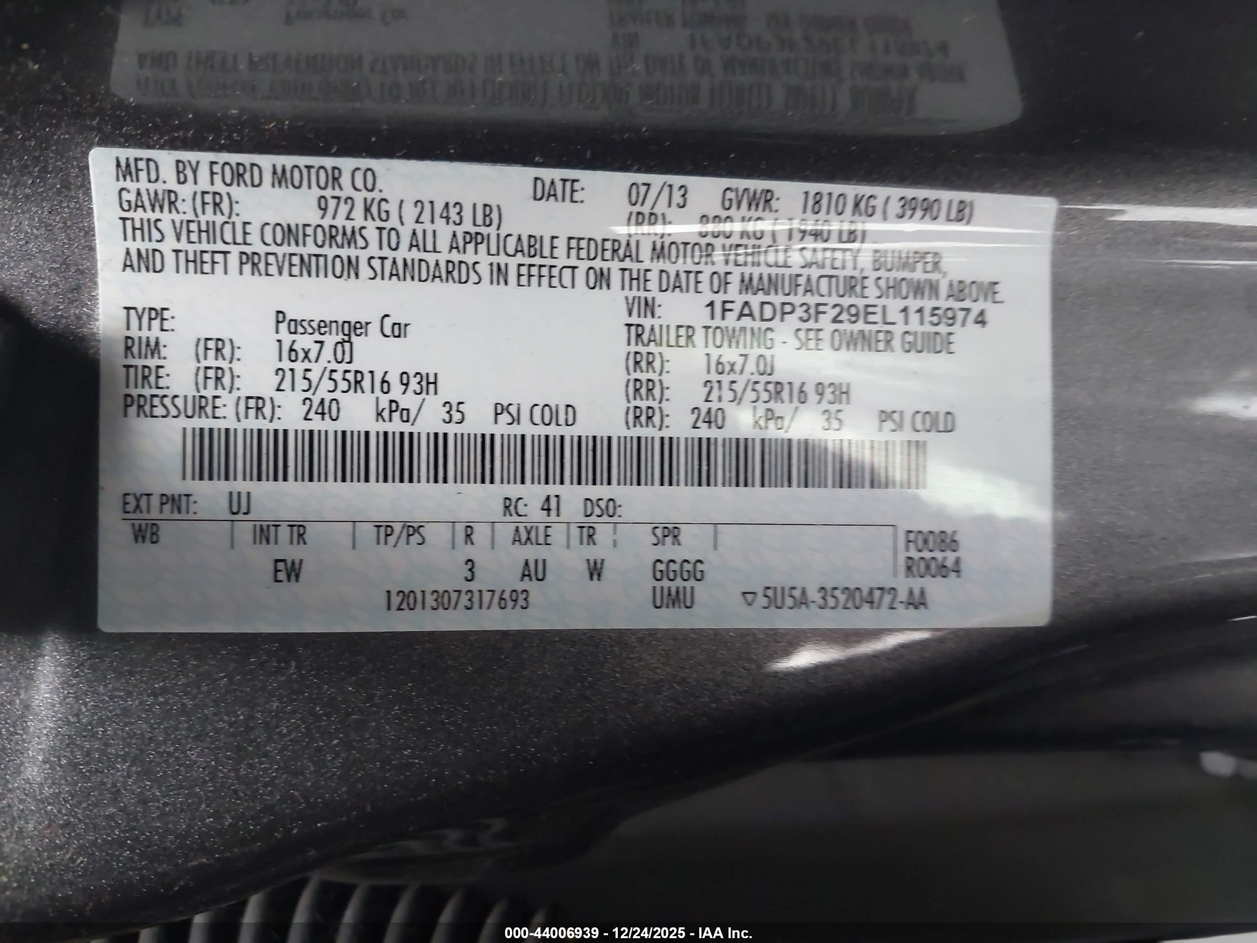 FORD FOCUS image 9
