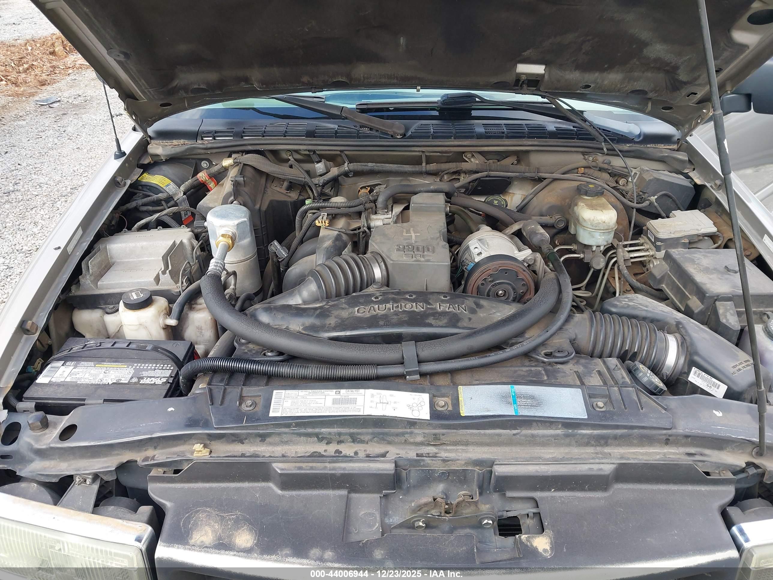 CHEVROLET S-10 image 10