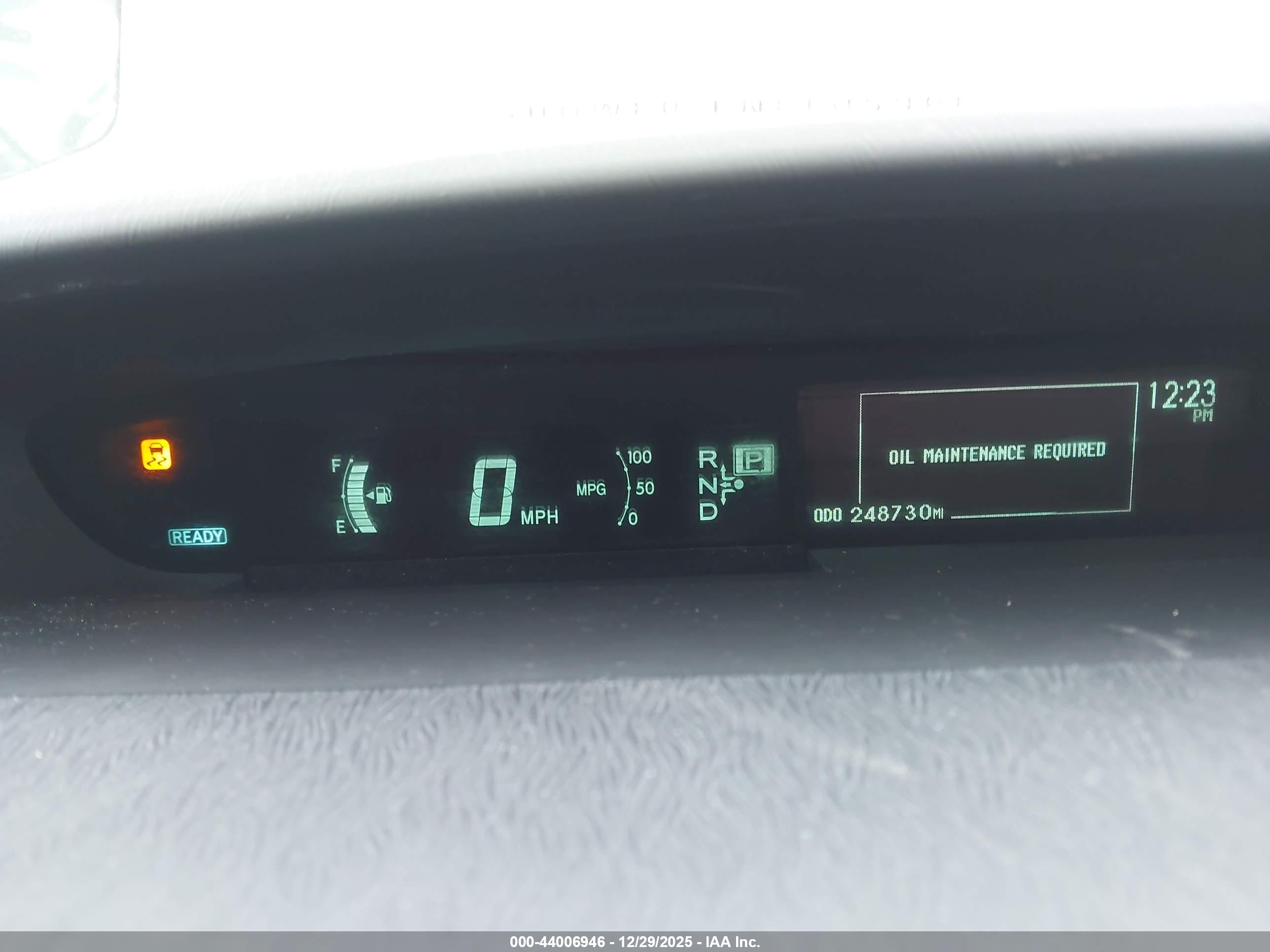 TOYOTA PRIUS image 7