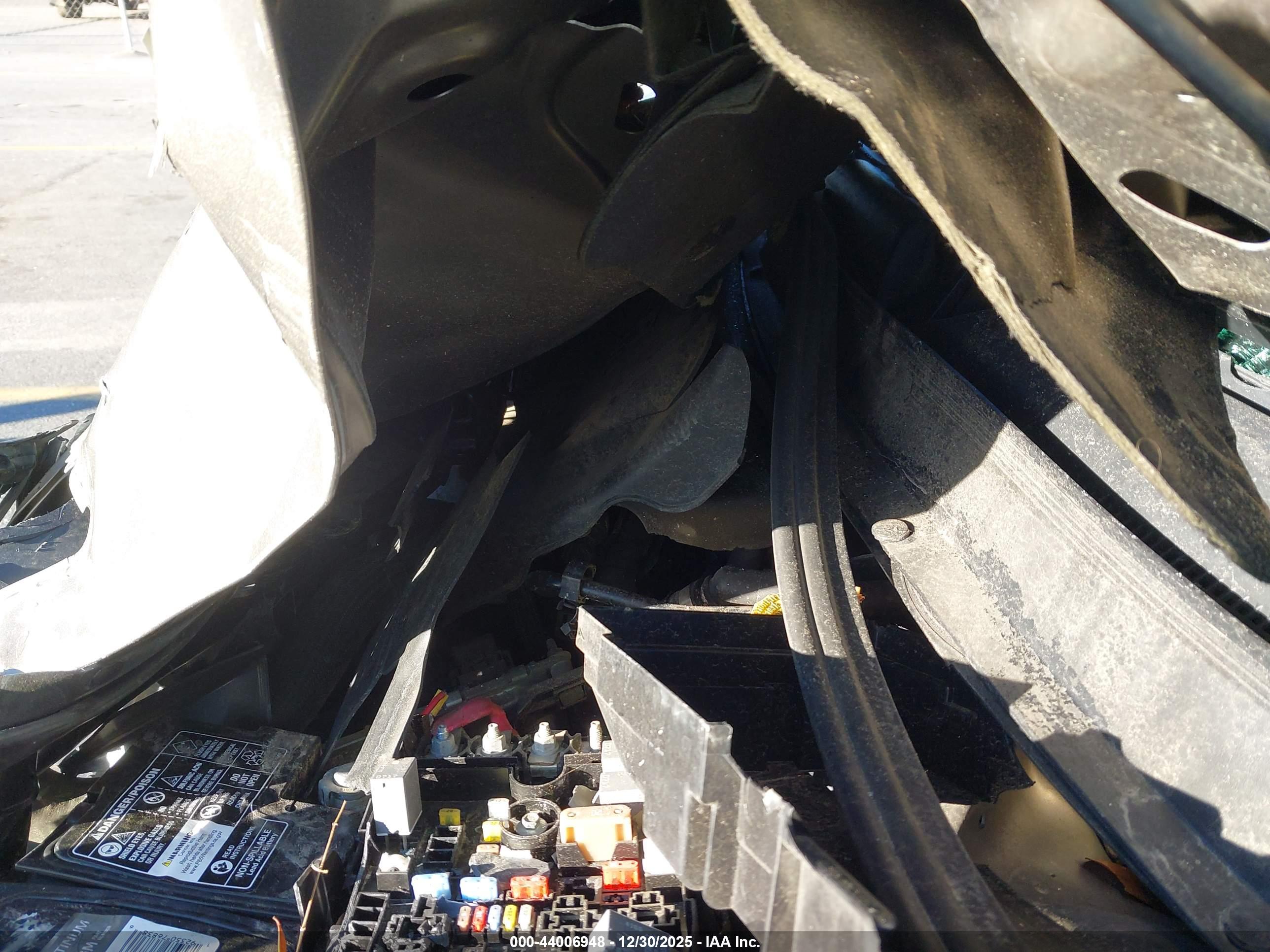 JEEP CHEROKEE image 10