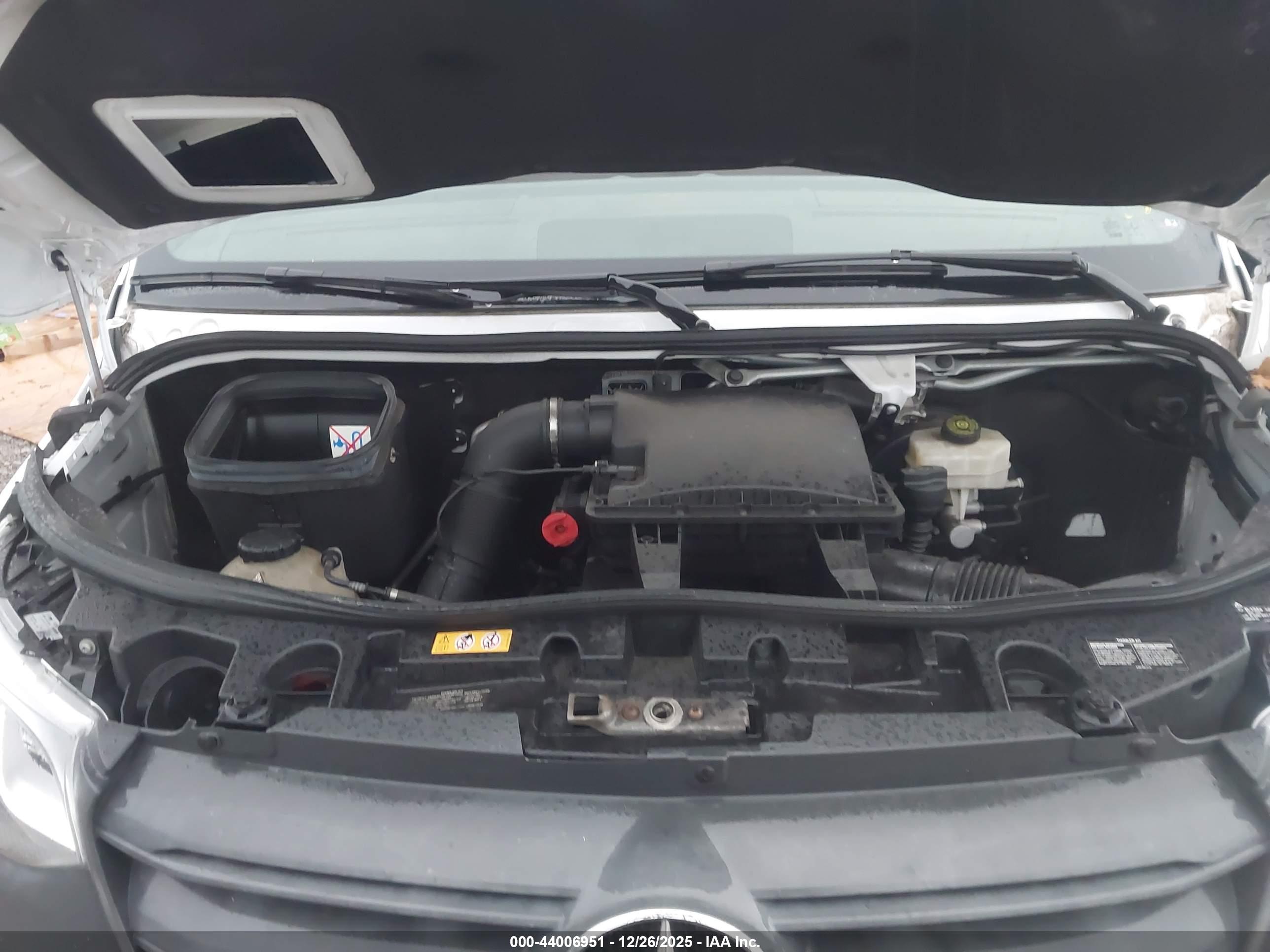 MERCEDES-BENZ SPRINTER image 10