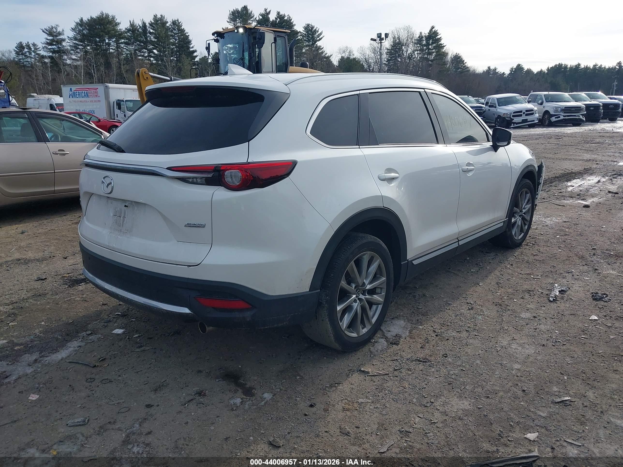 MAZDA CX-9 image 4