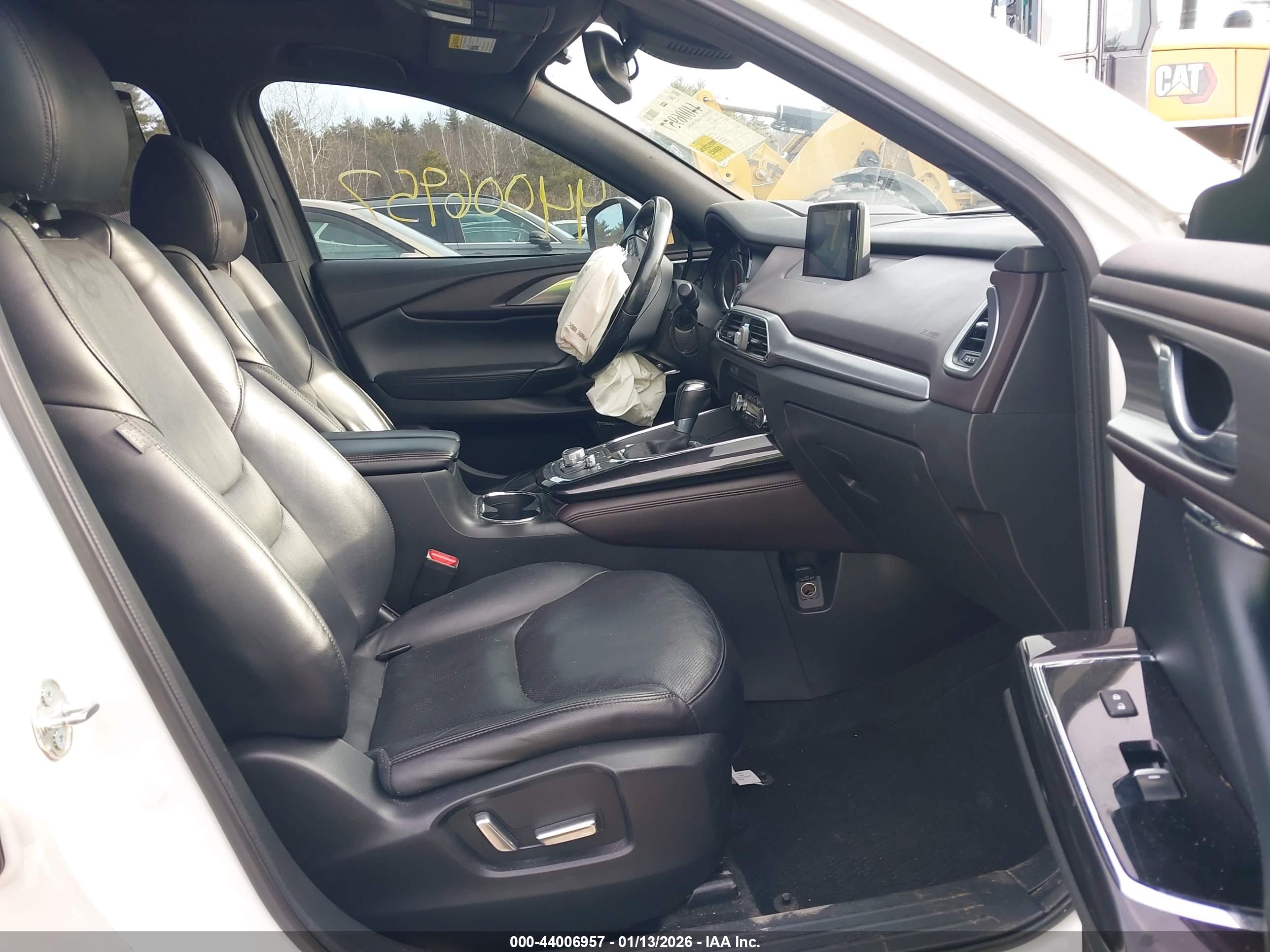 MAZDA CX-9 image 5