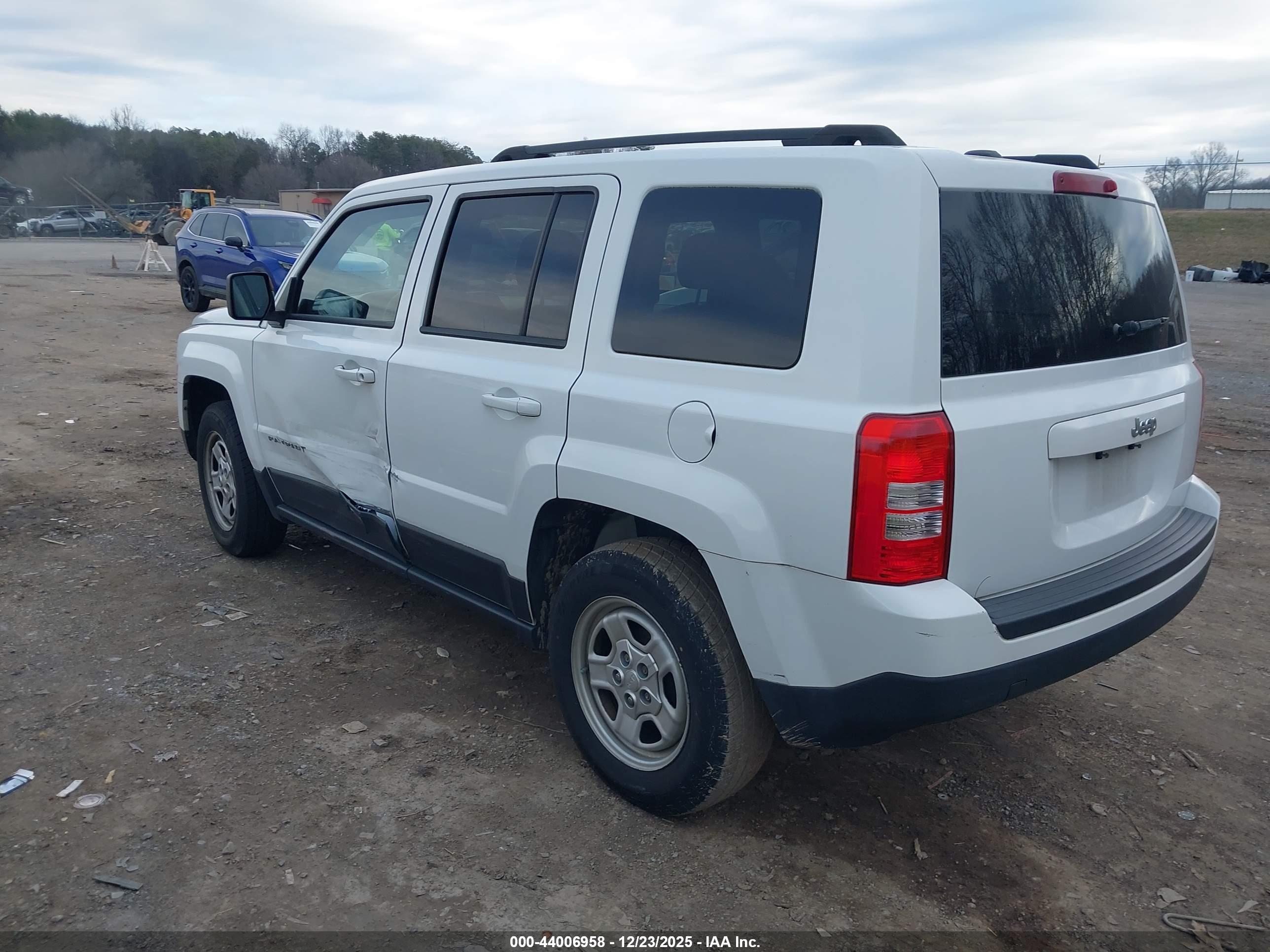 JEEP PATRIOT image 3