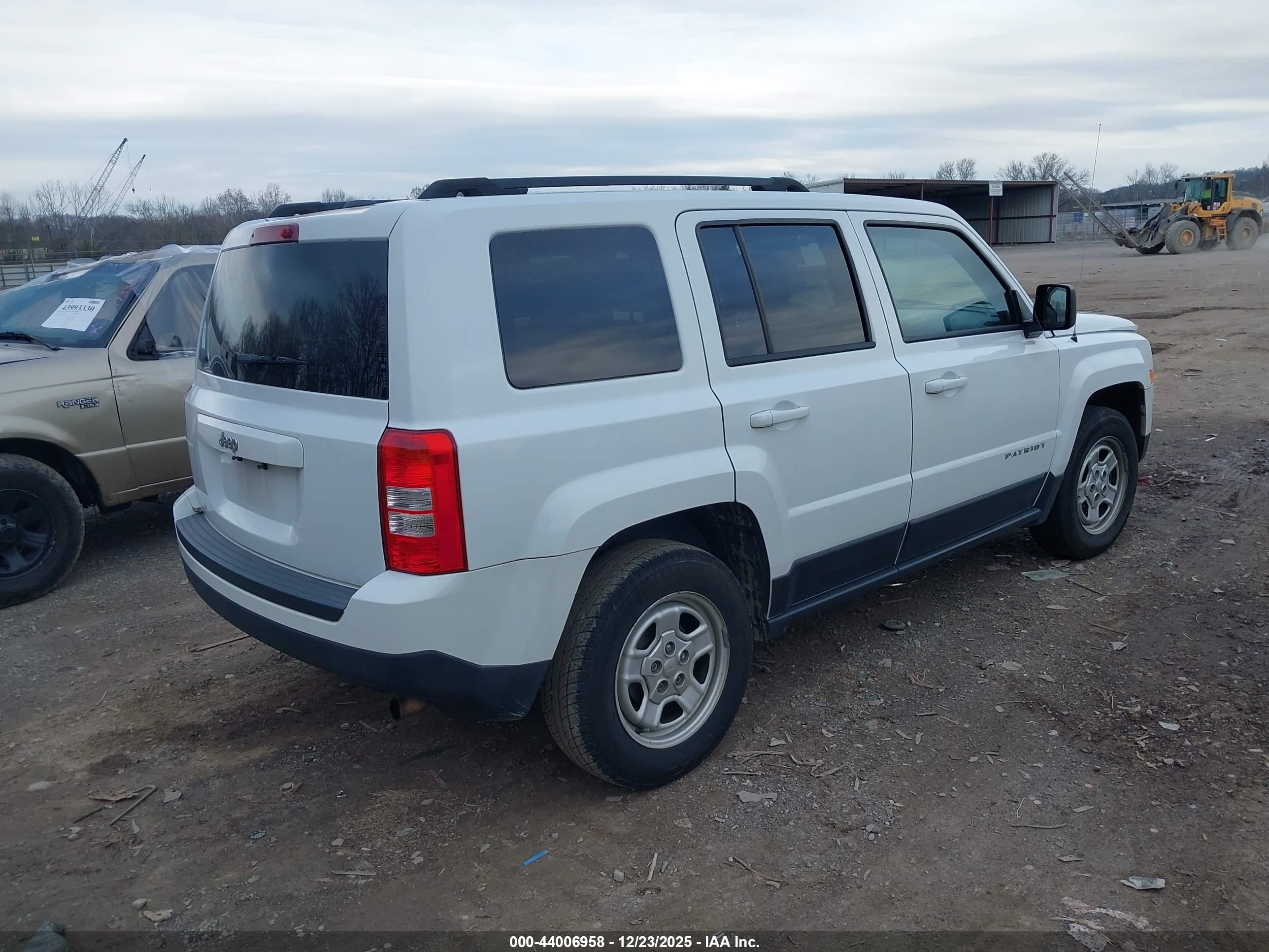 JEEP PATRIOT image 4