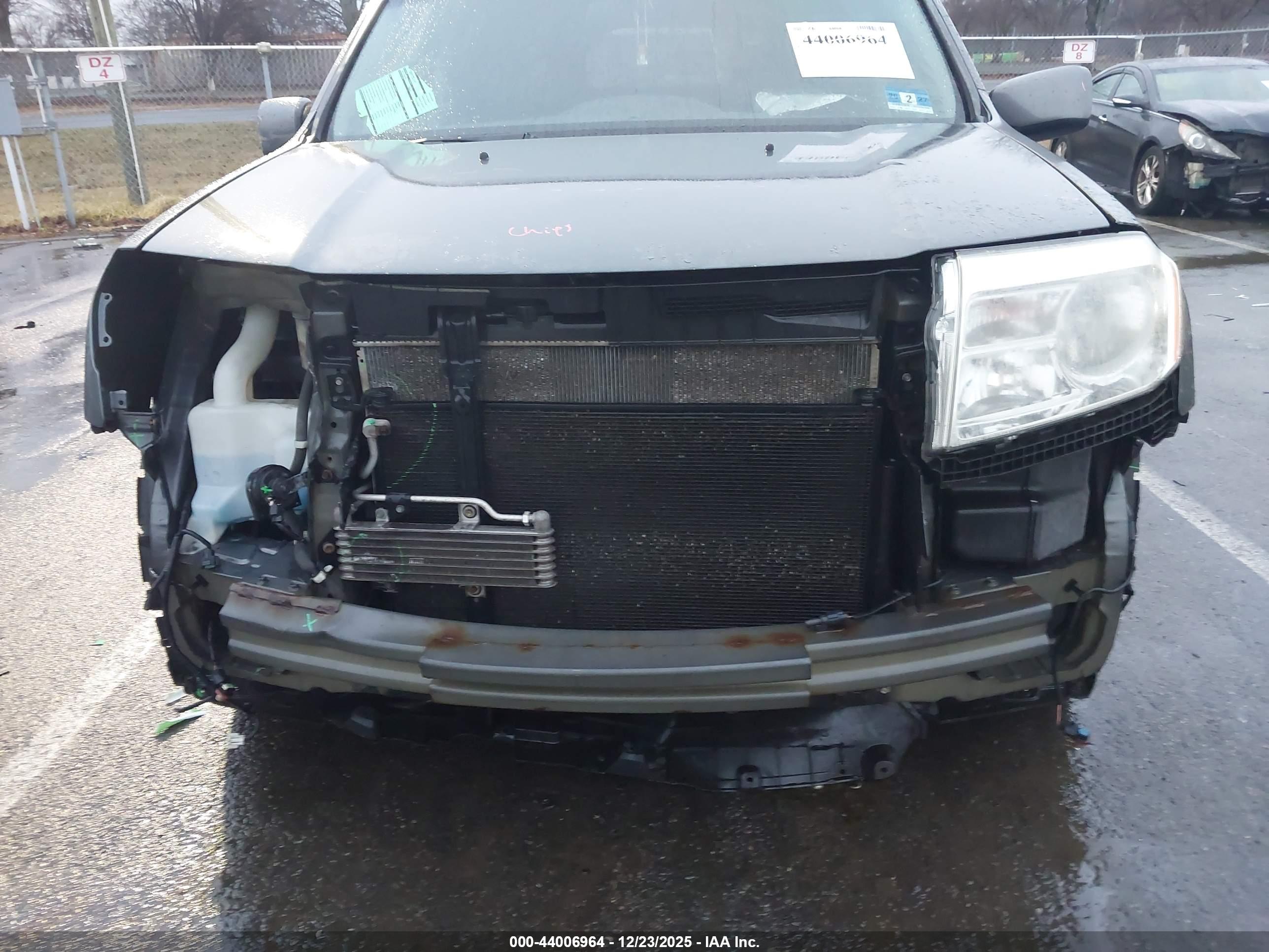 HONDA PILOT image 6