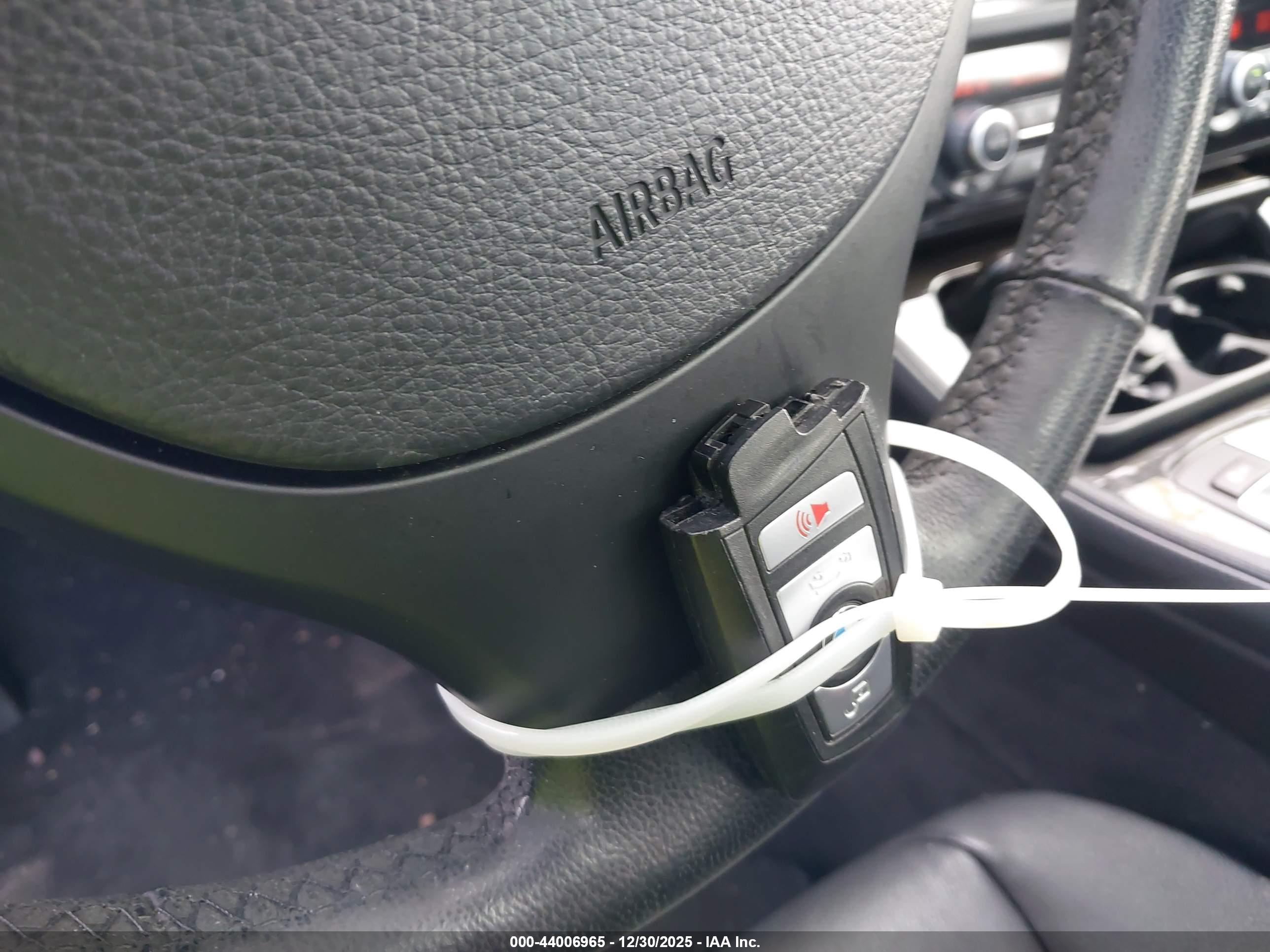 BMW 528I image 11