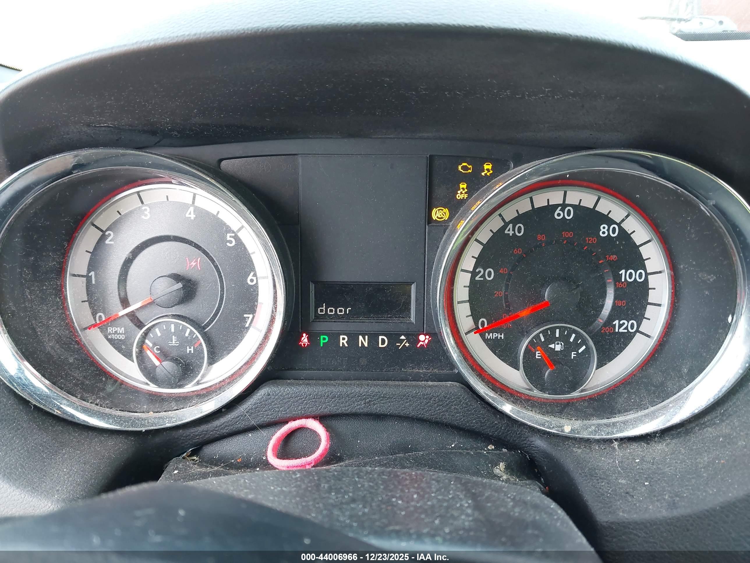 DODGE GRAND image 7