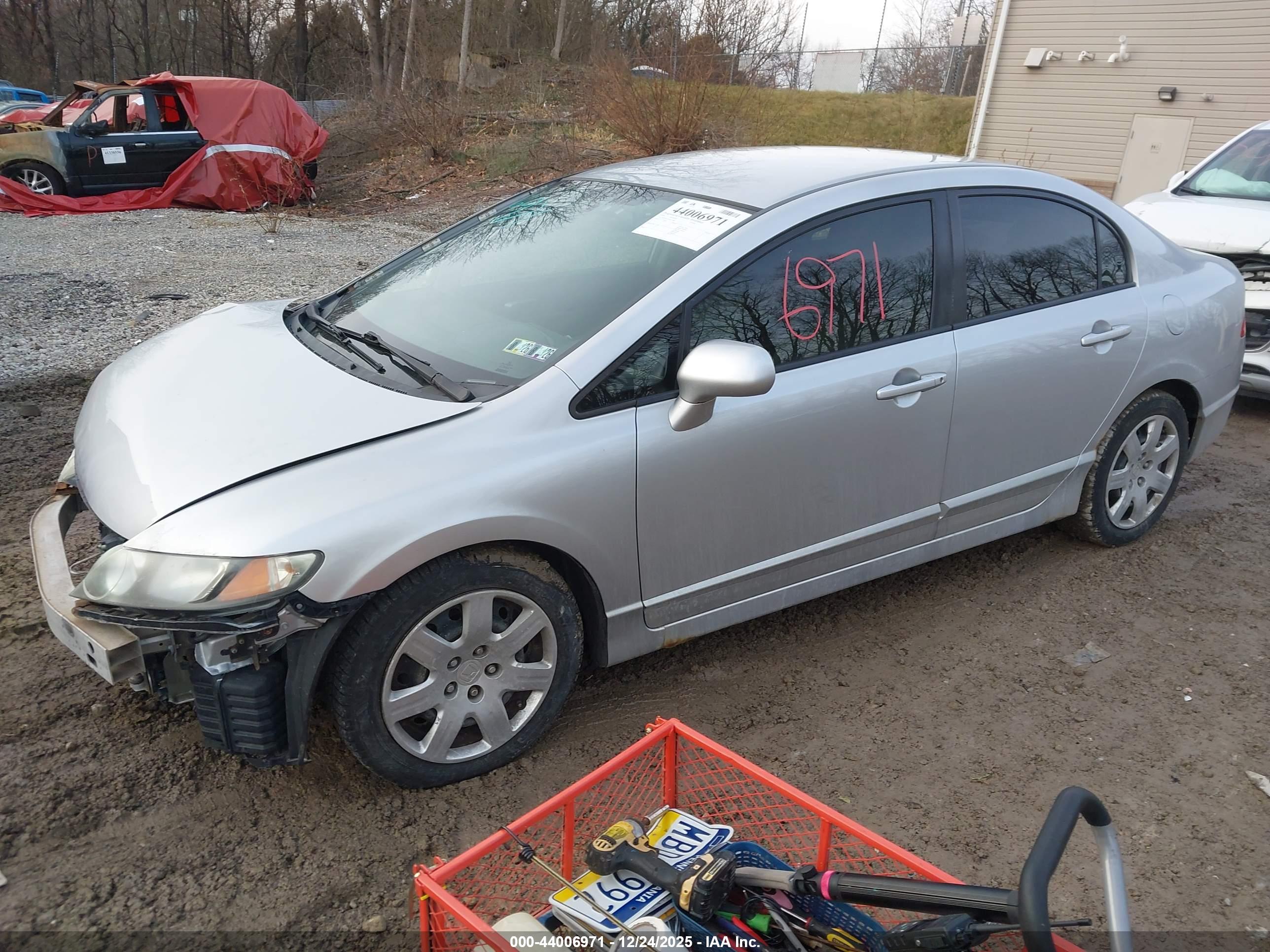 HONDA CIVIC image 2