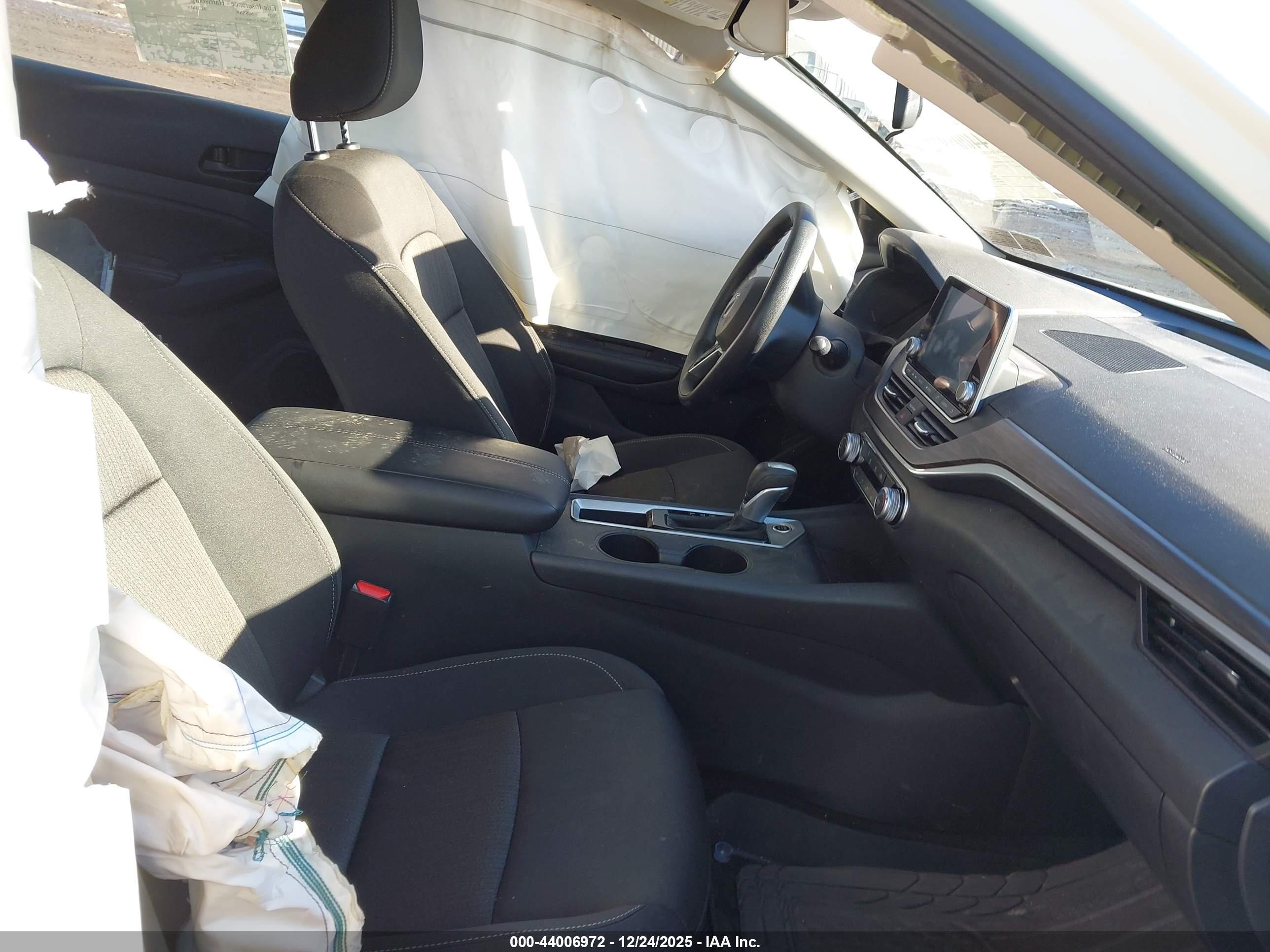 NISSAN ALTIMA image 5