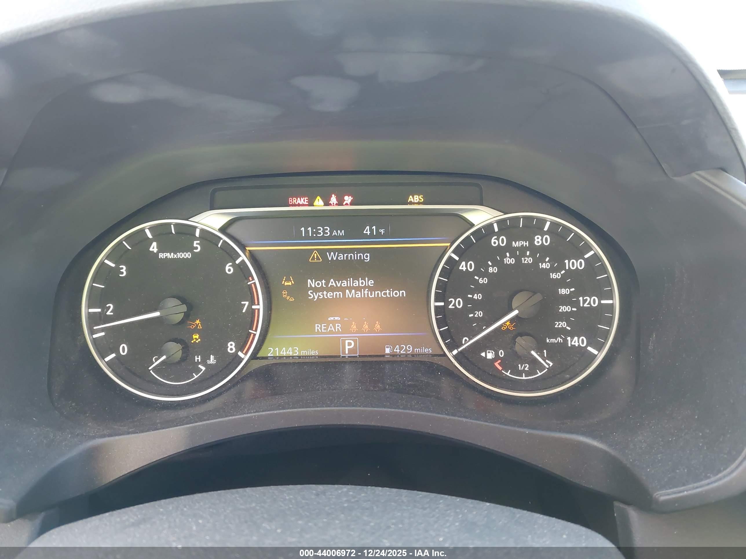 NISSAN ALTIMA image 7