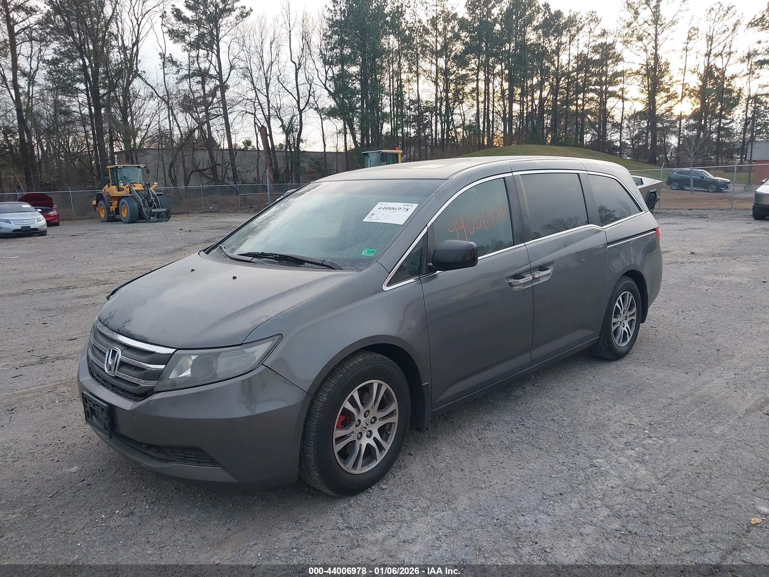 HONDA ODYSSEY image 2