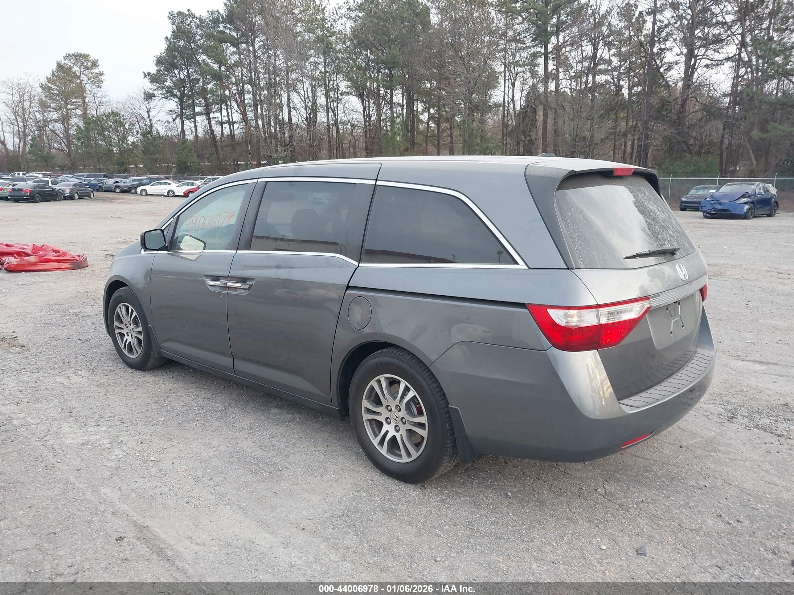 HONDA ODYSSEY image 3