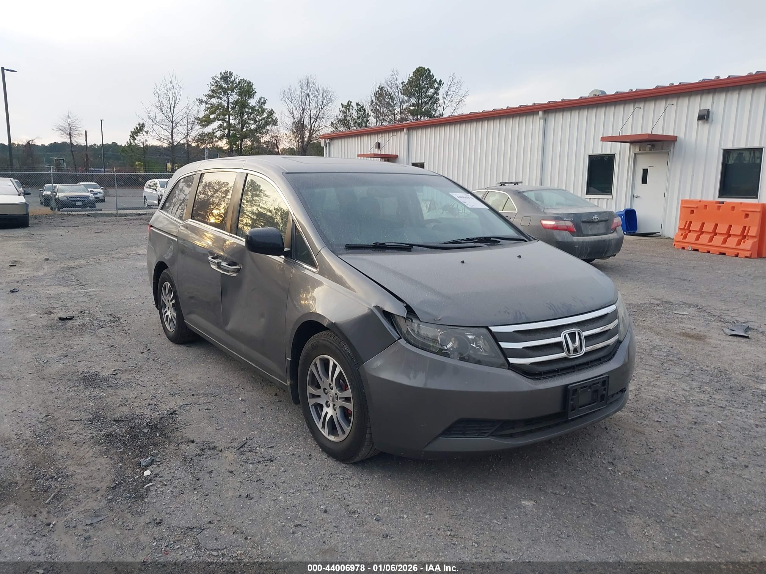 HONDA ODYSSEY image 6