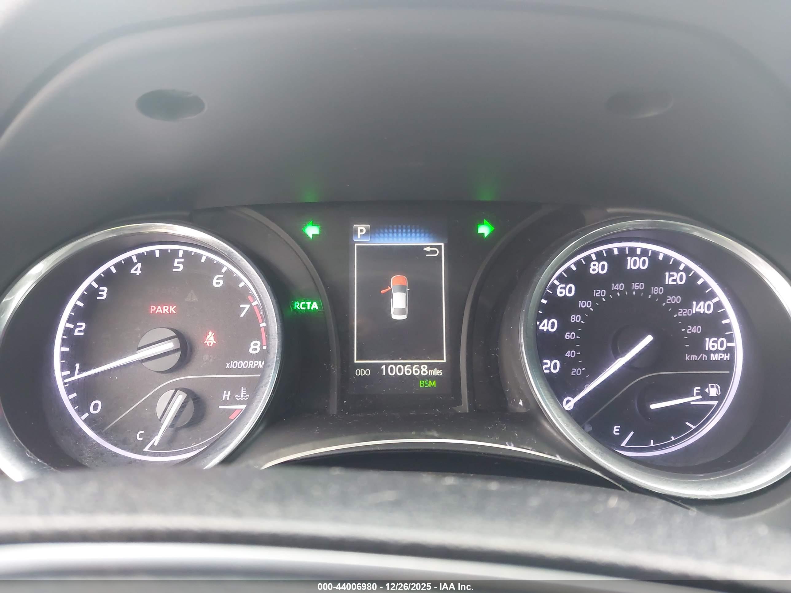 TOYOTA CAMRY image 7