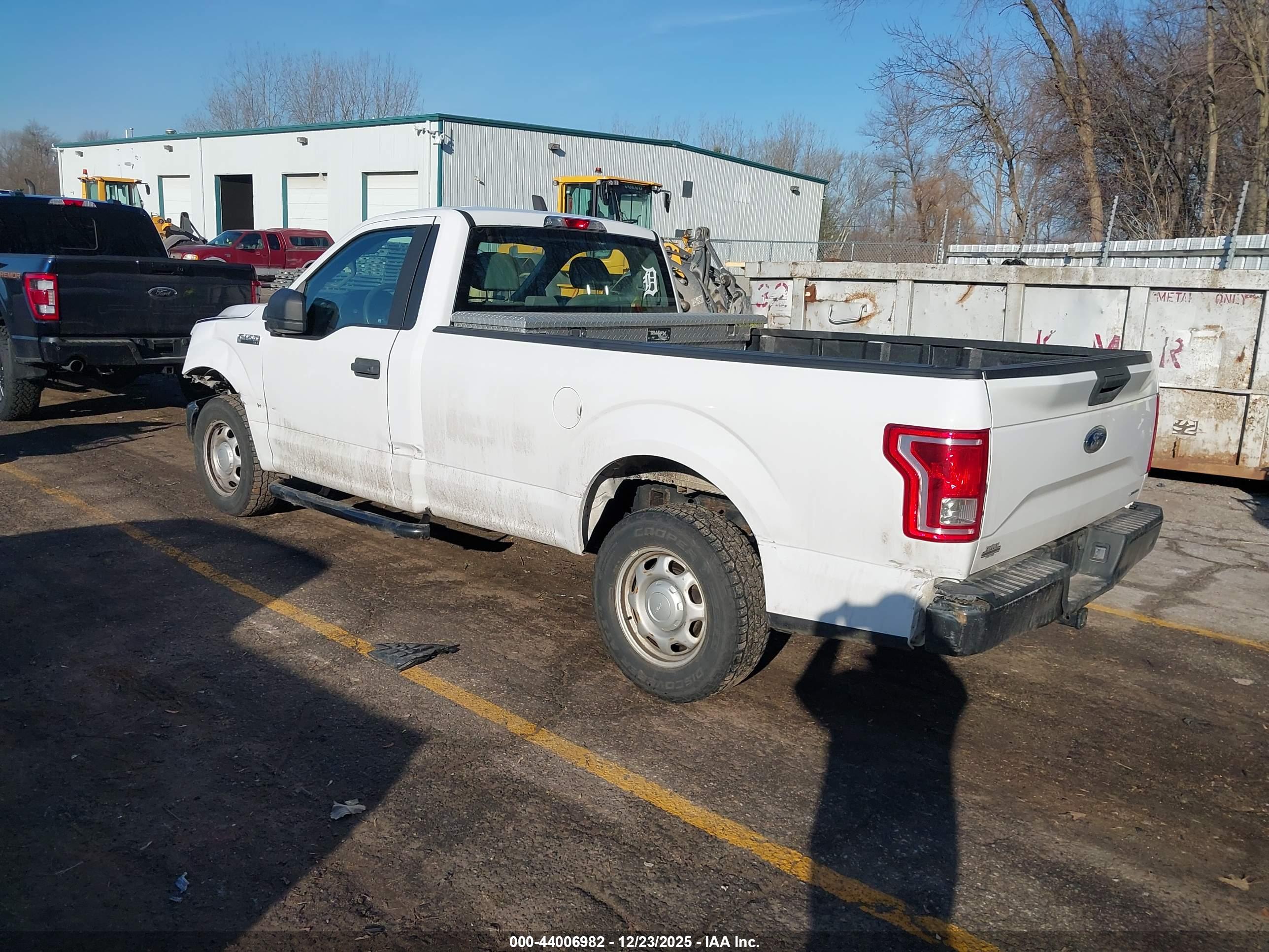FORD F-150 image 3