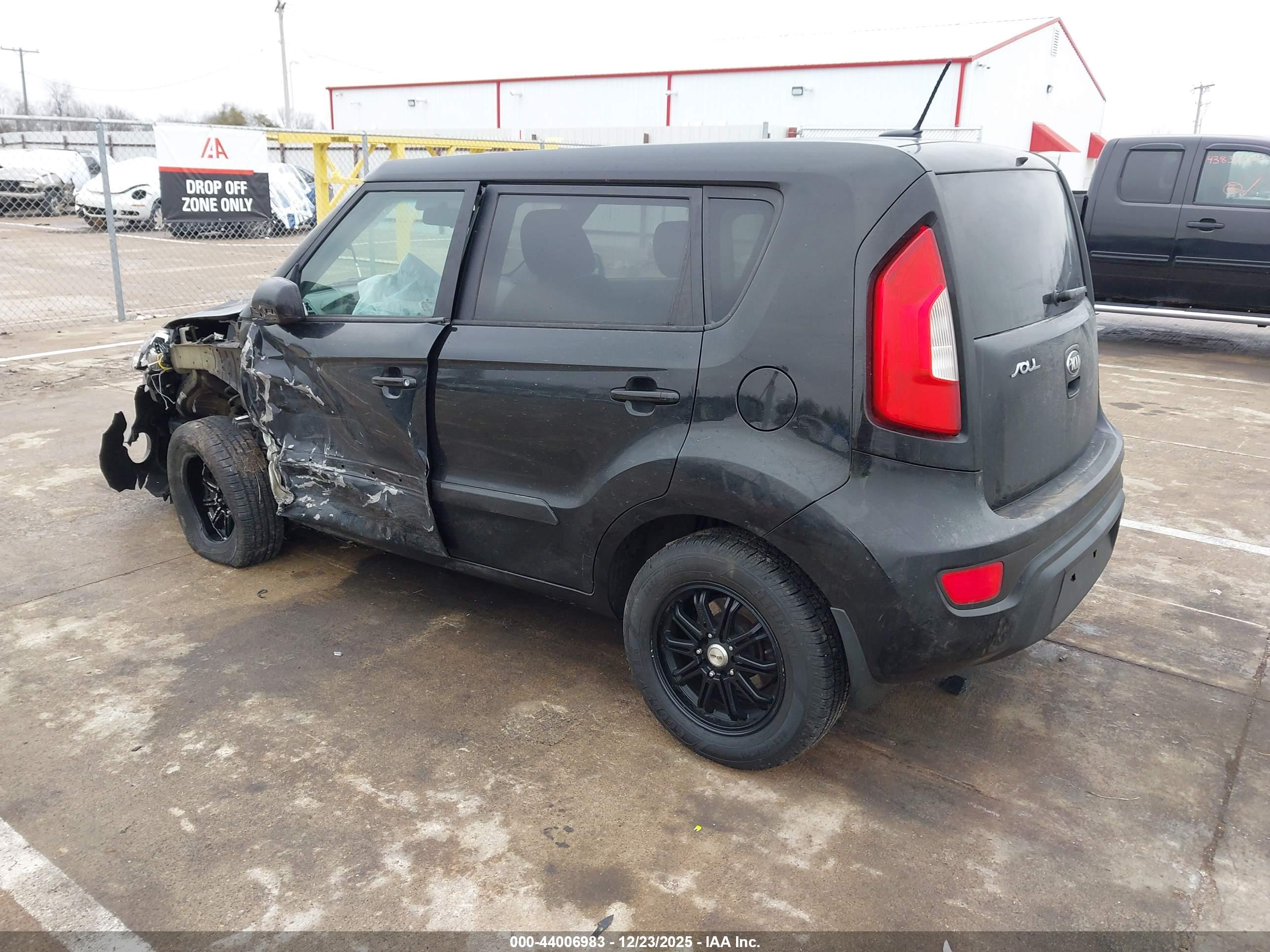 KIA SOUL image 3