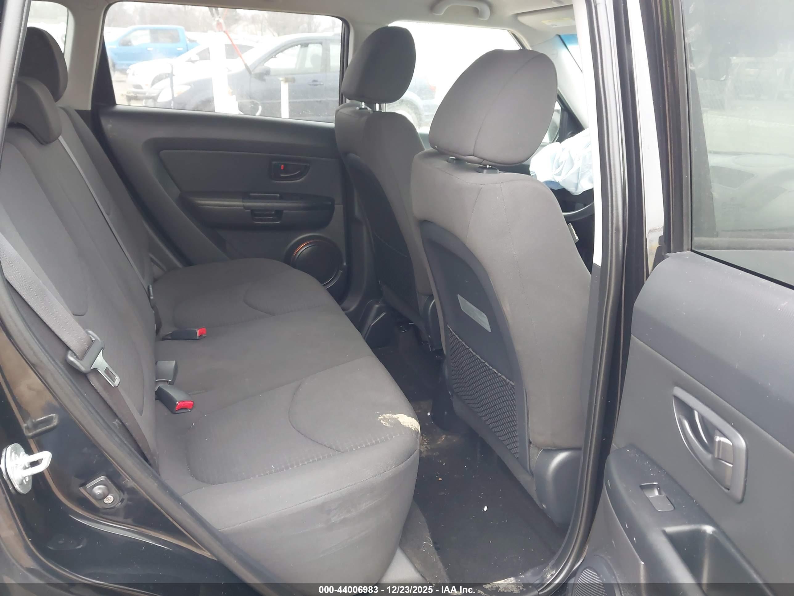 KIA SOUL image 8