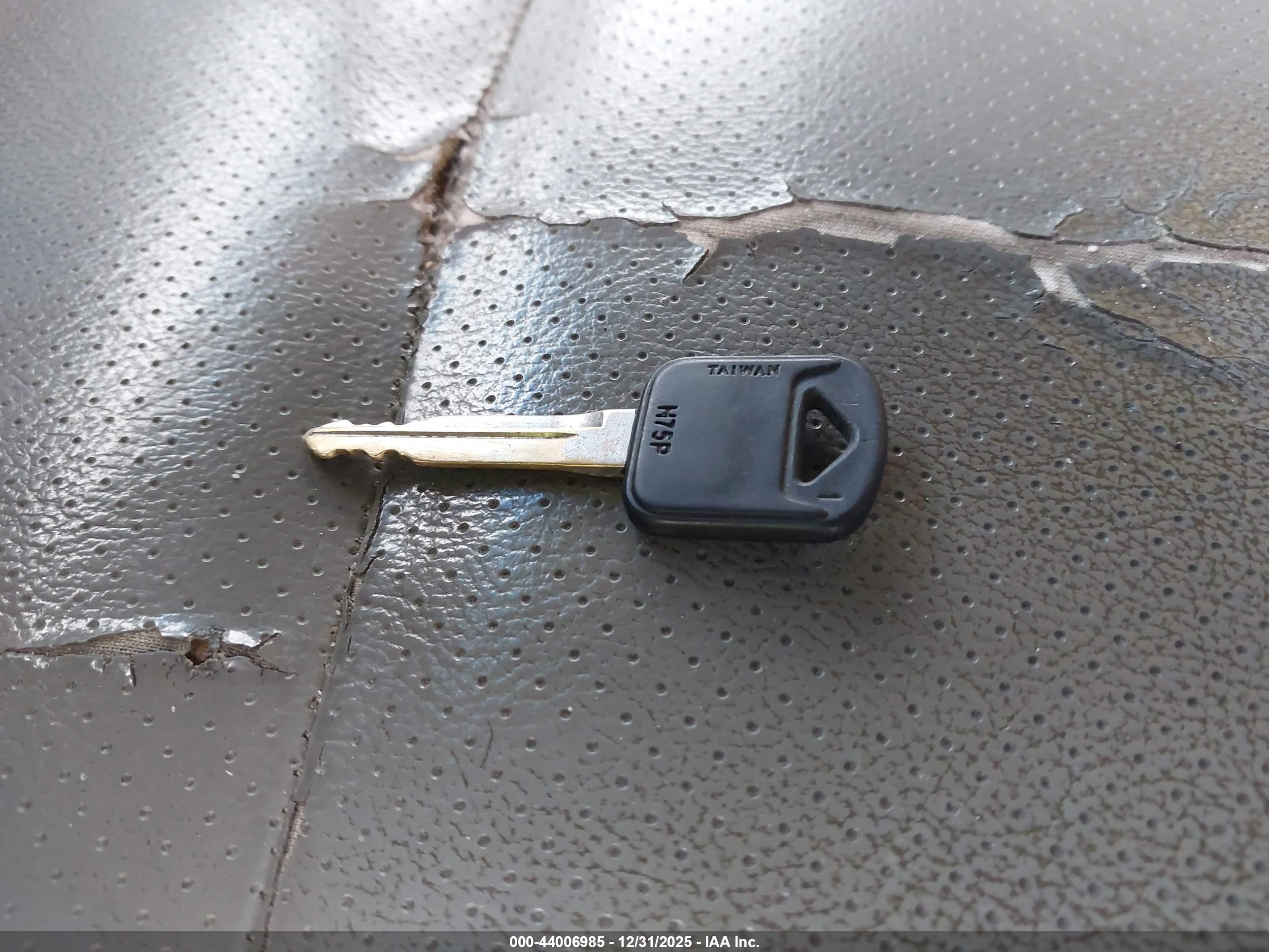 FORD E-350 image 11