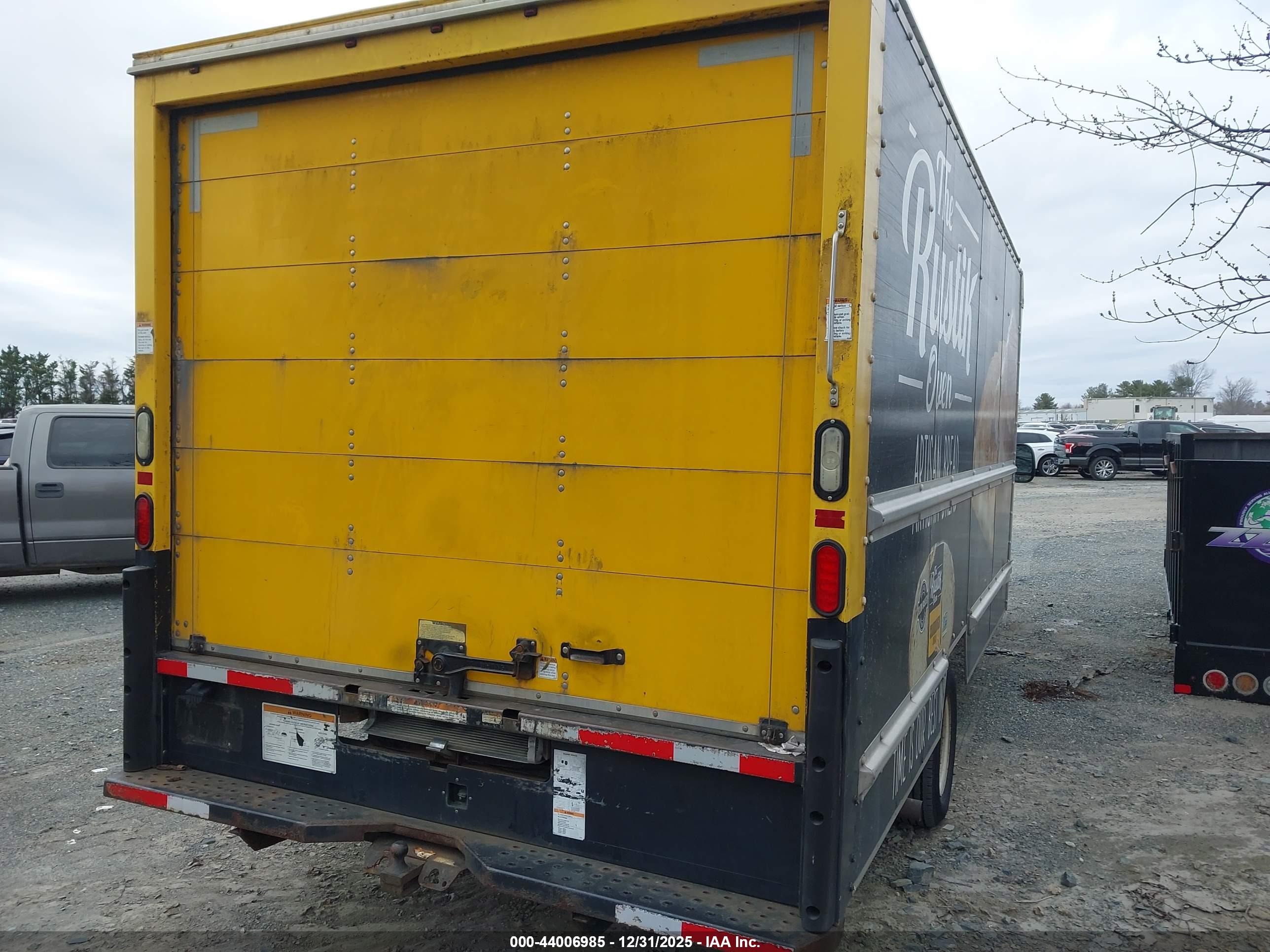 FORD E-350 image 4