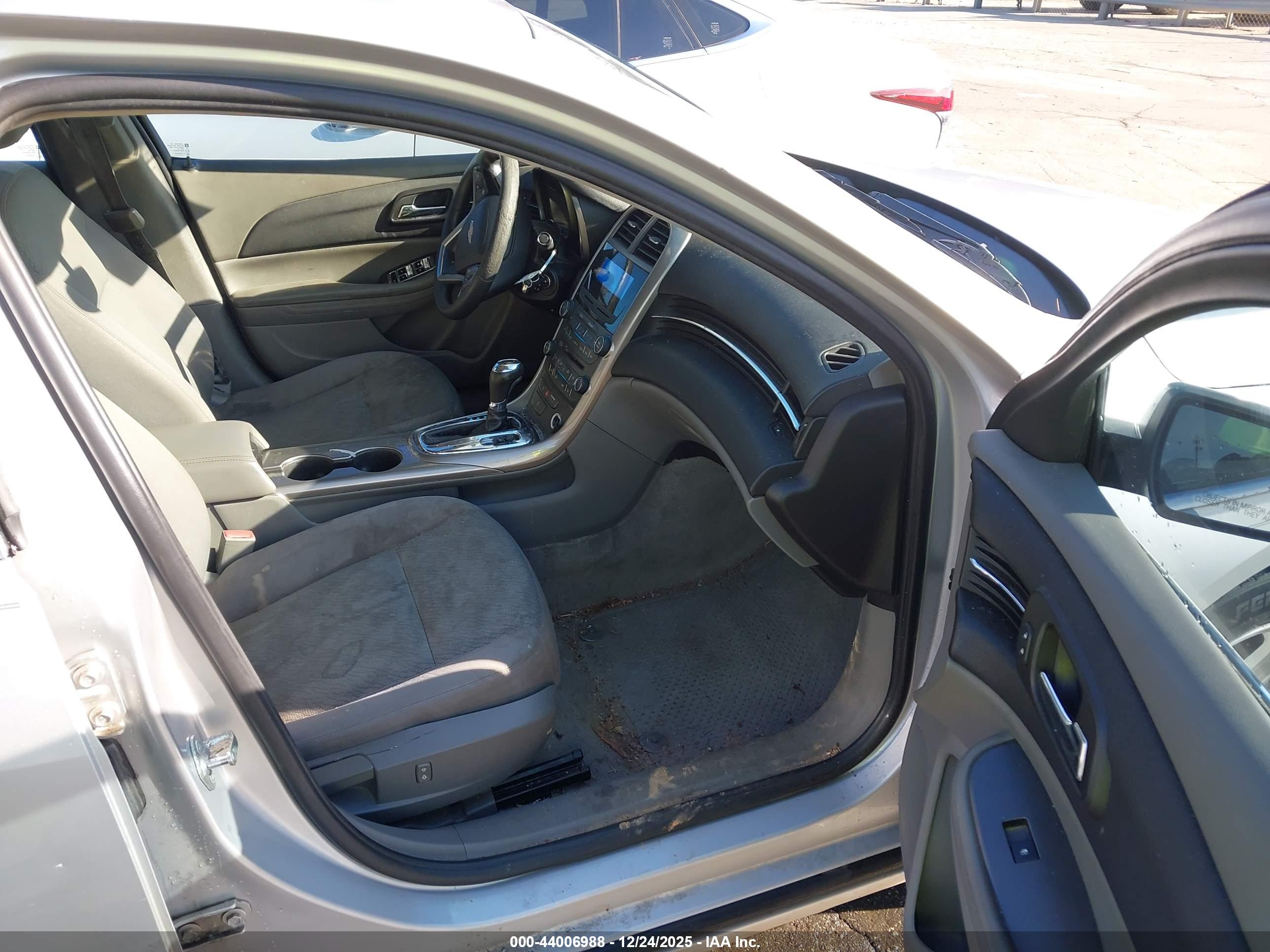 CHEVROLET MALIBU image 5