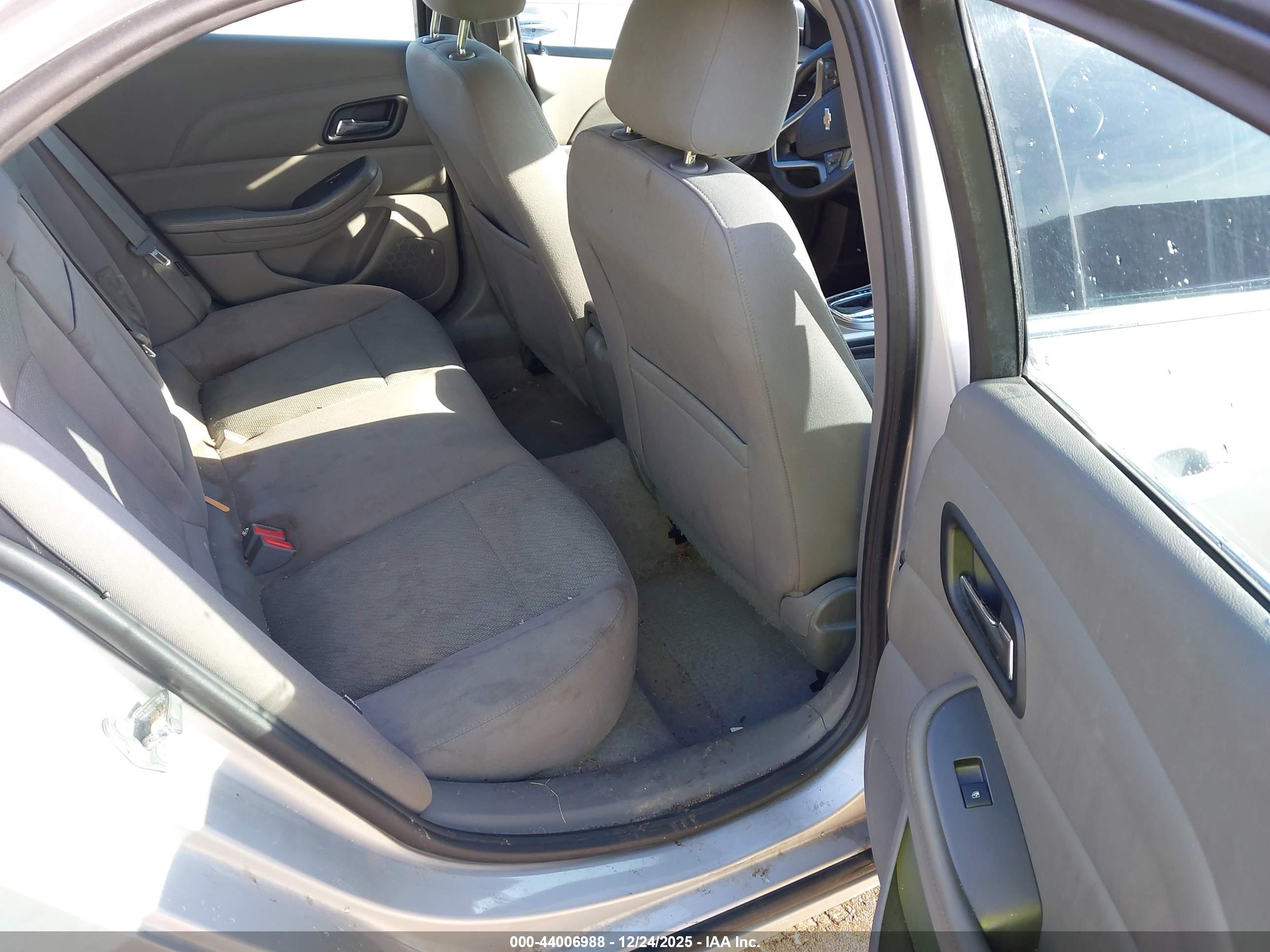 CHEVROLET MALIBU image 8