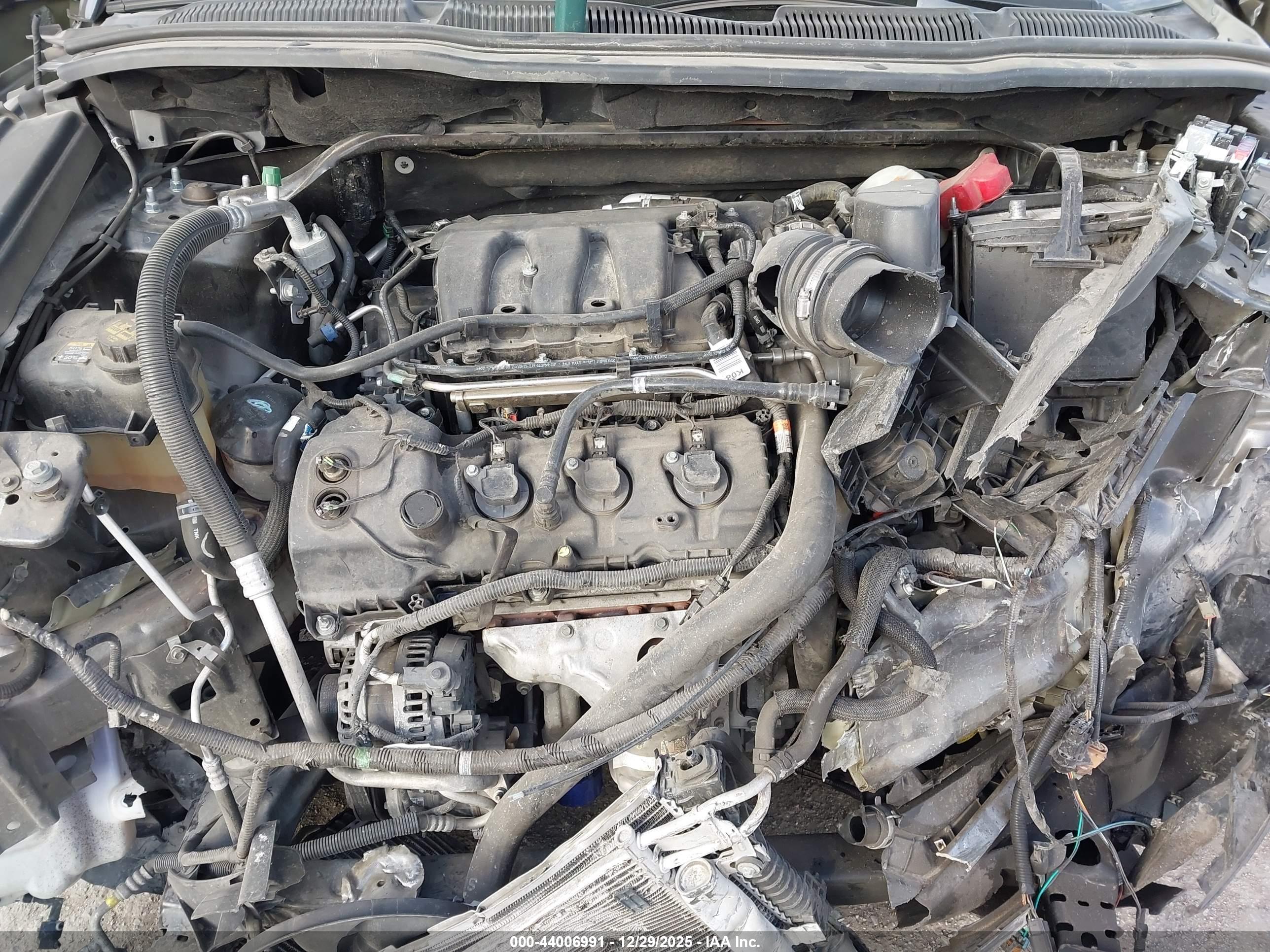 FORD EXPLORER image 10
