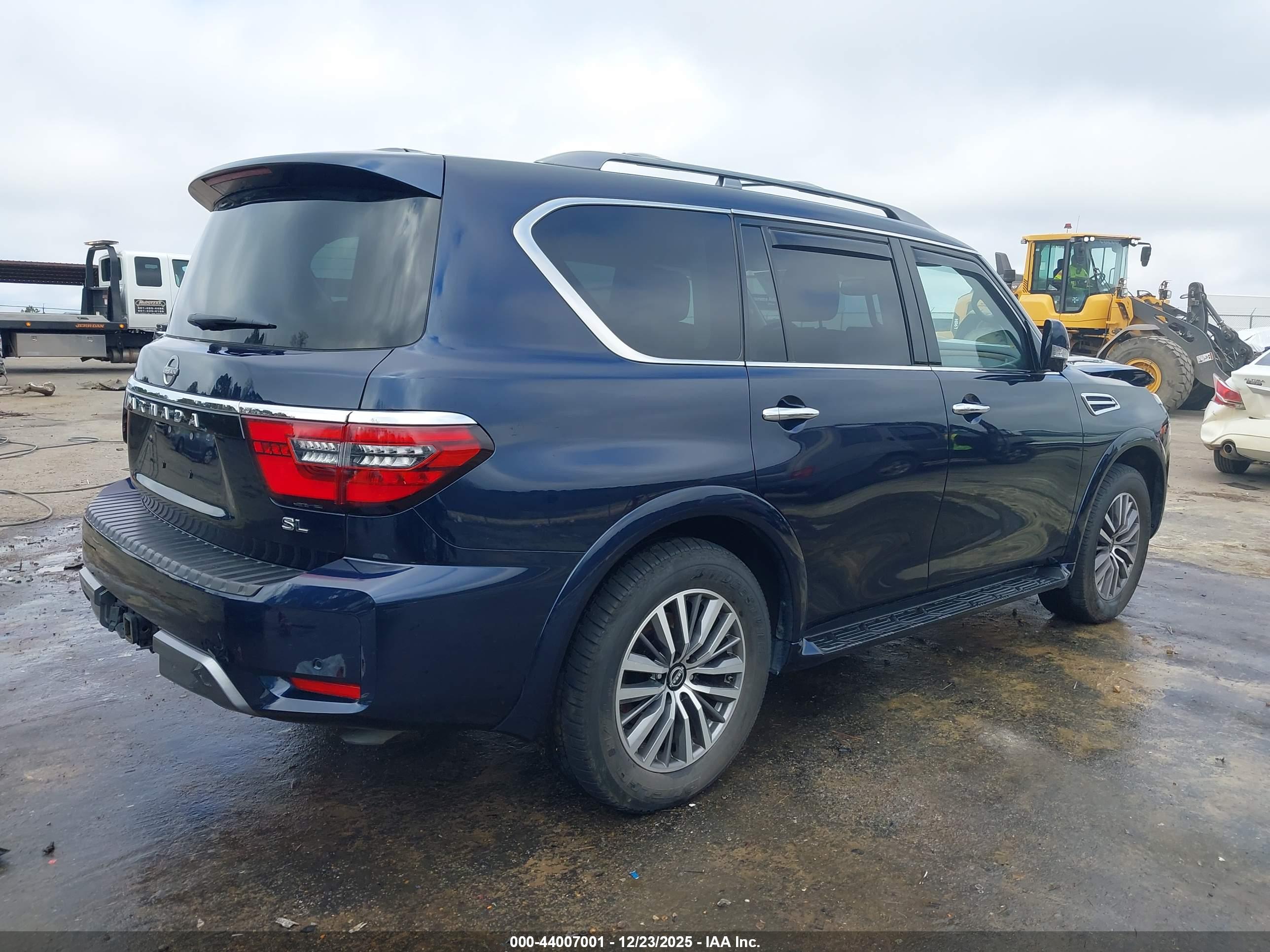 NISSAN ARMADA image 4